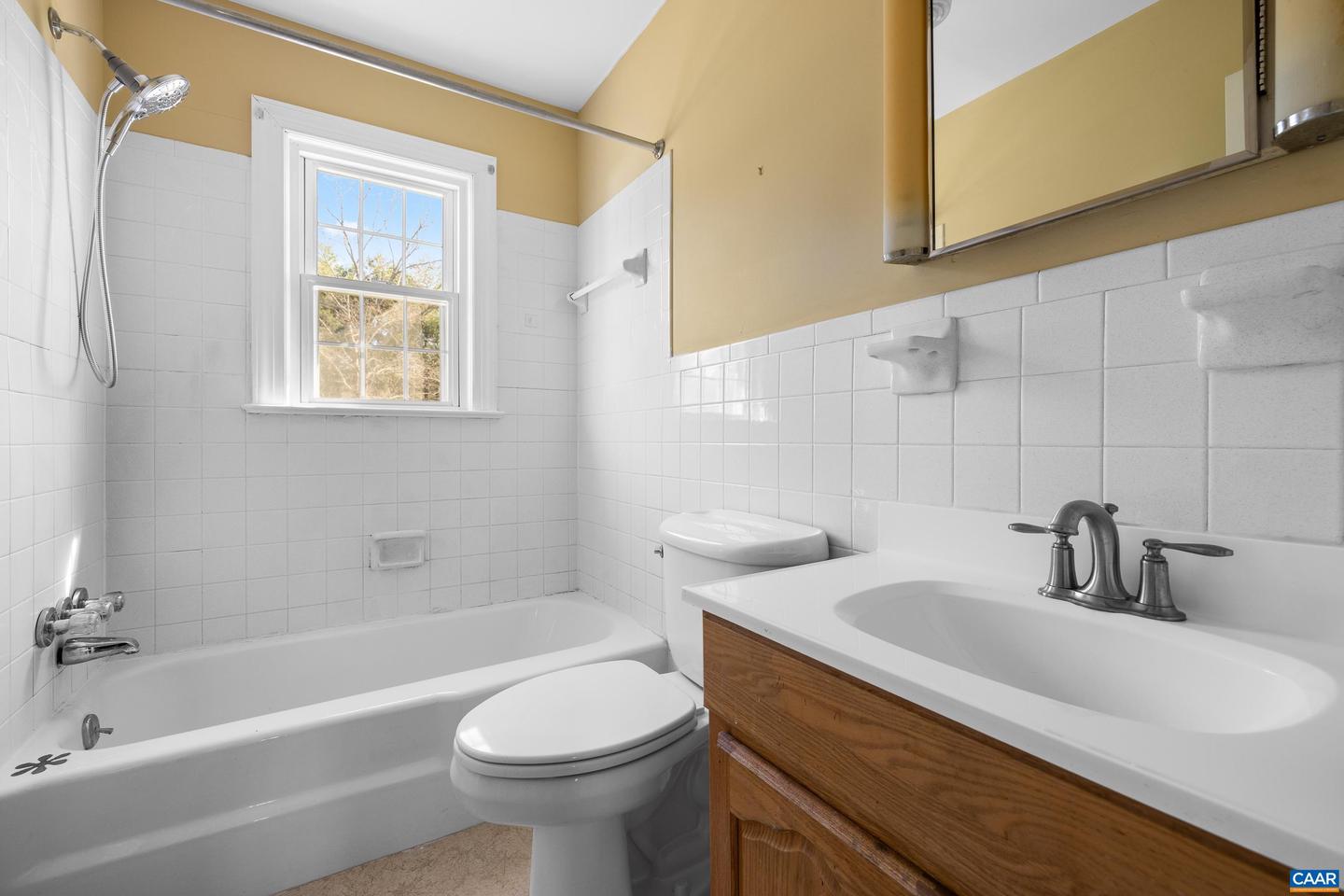 7928 A HOWARDSVILLE RD, SCOTTSVILLE, Virginia 24562, 4 Bedrooms Bedrooms, ,2 BathroomsBathrooms,Residential,For sale,7928 A HOWARDSVILLE RD,662455 MLS # 662455