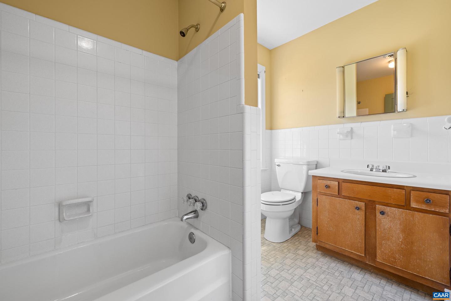 7928 A HOWARDSVILLE RD, SCOTTSVILLE, Virginia 24562, 4 Bedrooms Bedrooms, ,2 BathroomsBathrooms,Residential,For sale,7928 A HOWARDSVILLE RD,662455 MLS # 662455
