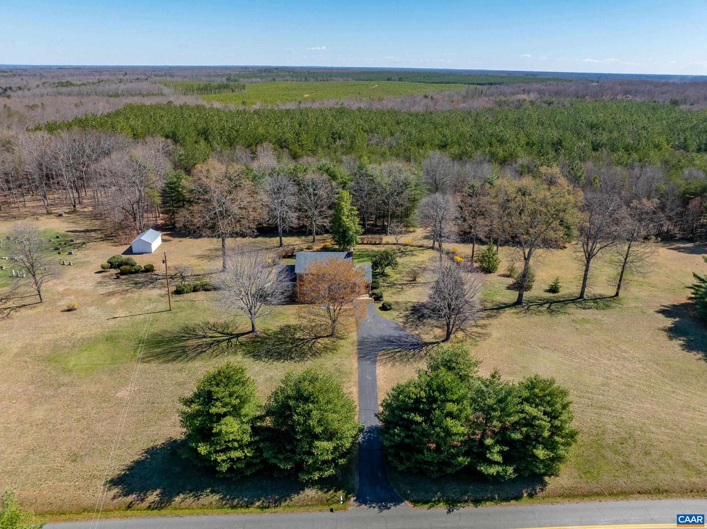 7928 A HOWARDSVILLE RD, SCOTTSVILLE, Virginia 24562, 4 Bedrooms Bedrooms, ,2 BathroomsBathrooms,Residential,For sale,7928 A HOWARDSVILLE RD,662455 MLS # 662455