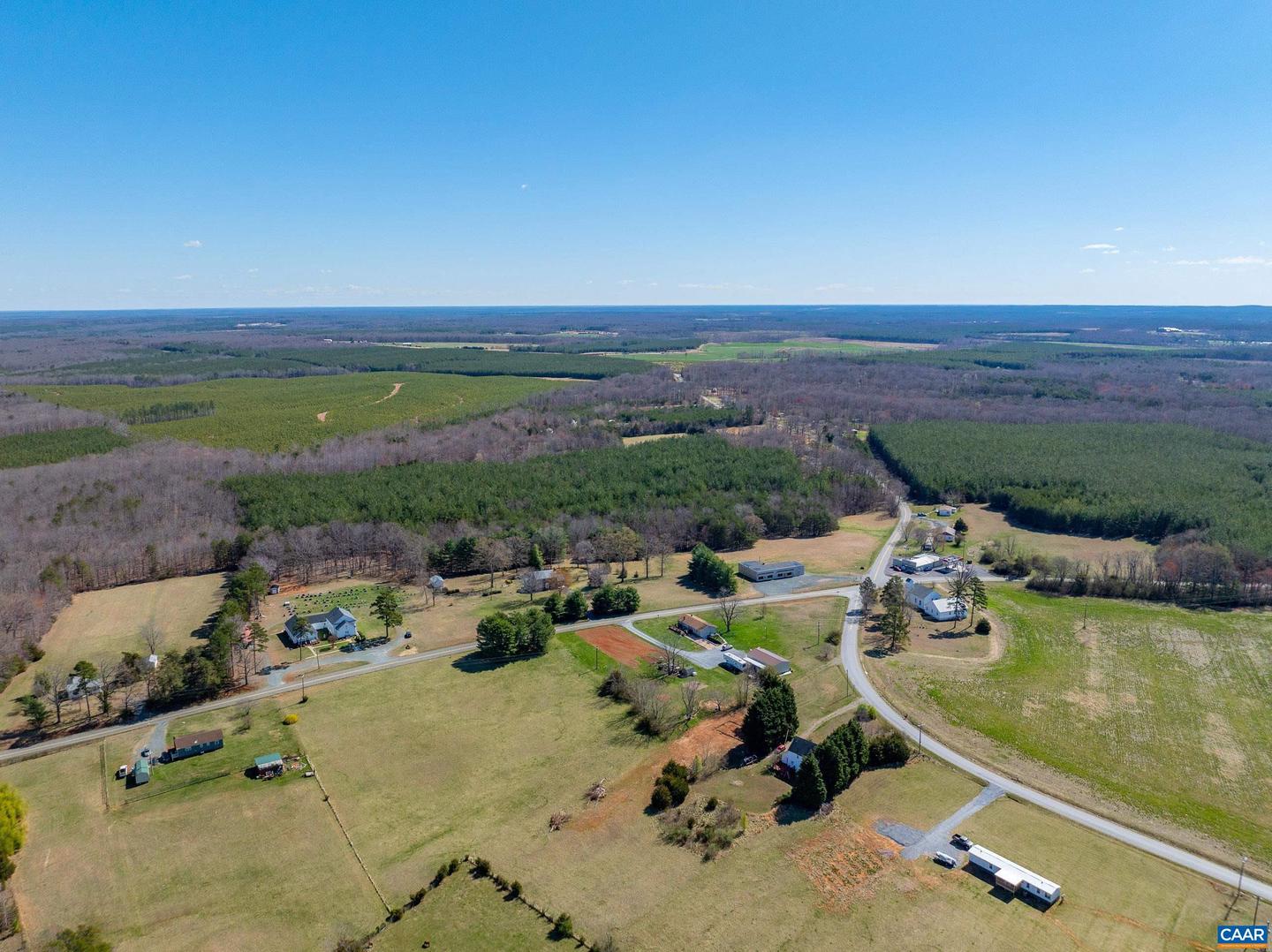 7928 A HOWARDSVILLE RD, SCOTTSVILLE, Virginia 24562, 4 Bedrooms Bedrooms, ,2 BathroomsBathrooms,Residential,For sale,7928 A HOWARDSVILLE RD,662455 MLS # 662455