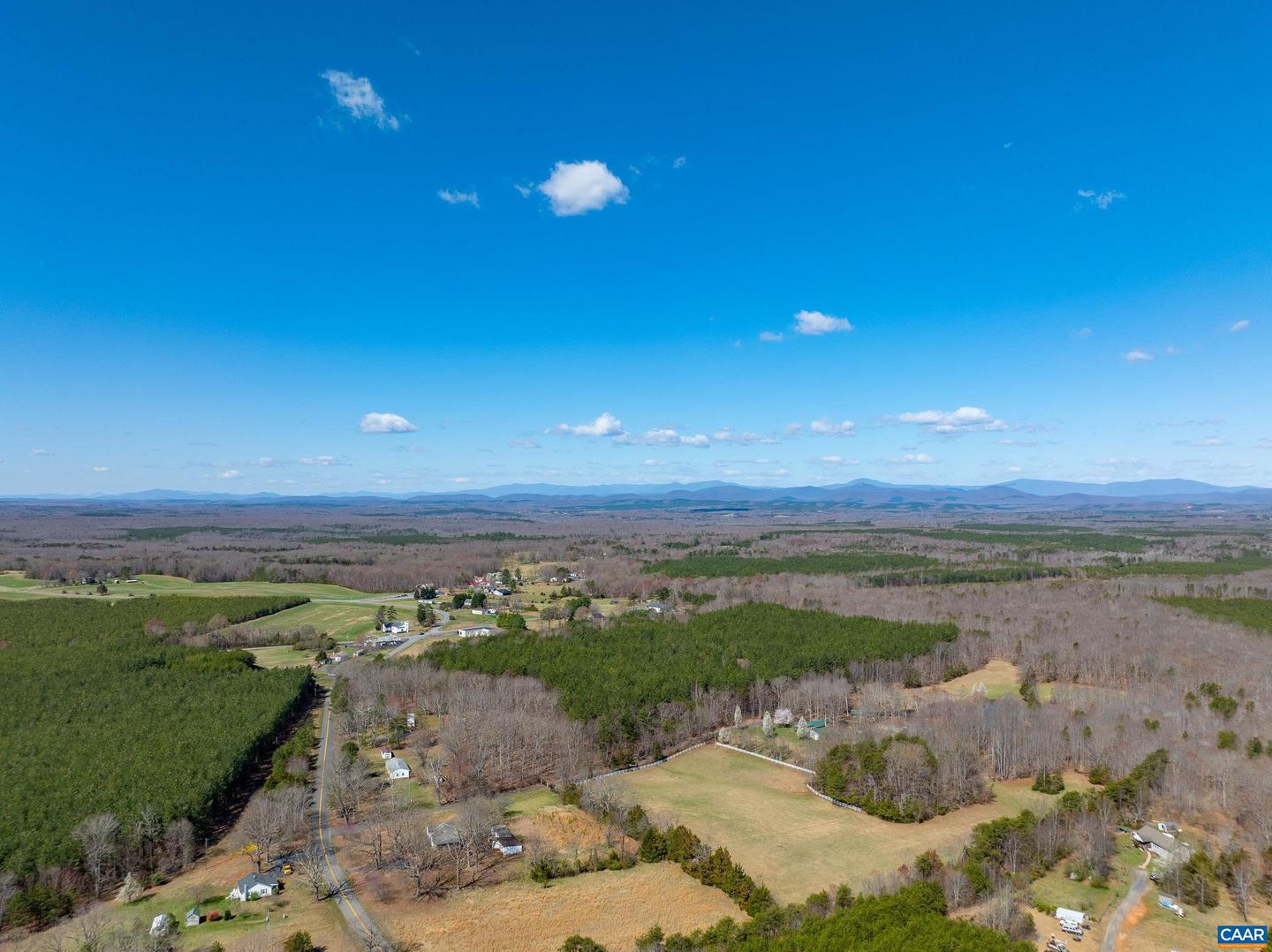 7928 A HOWARDSVILLE RD, SCOTTSVILLE, Virginia 24562, 4 Bedrooms Bedrooms, ,2 BathroomsBathrooms,Residential,For sale,7928 A HOWARDSVILLE RD,662455 MLS # 662455