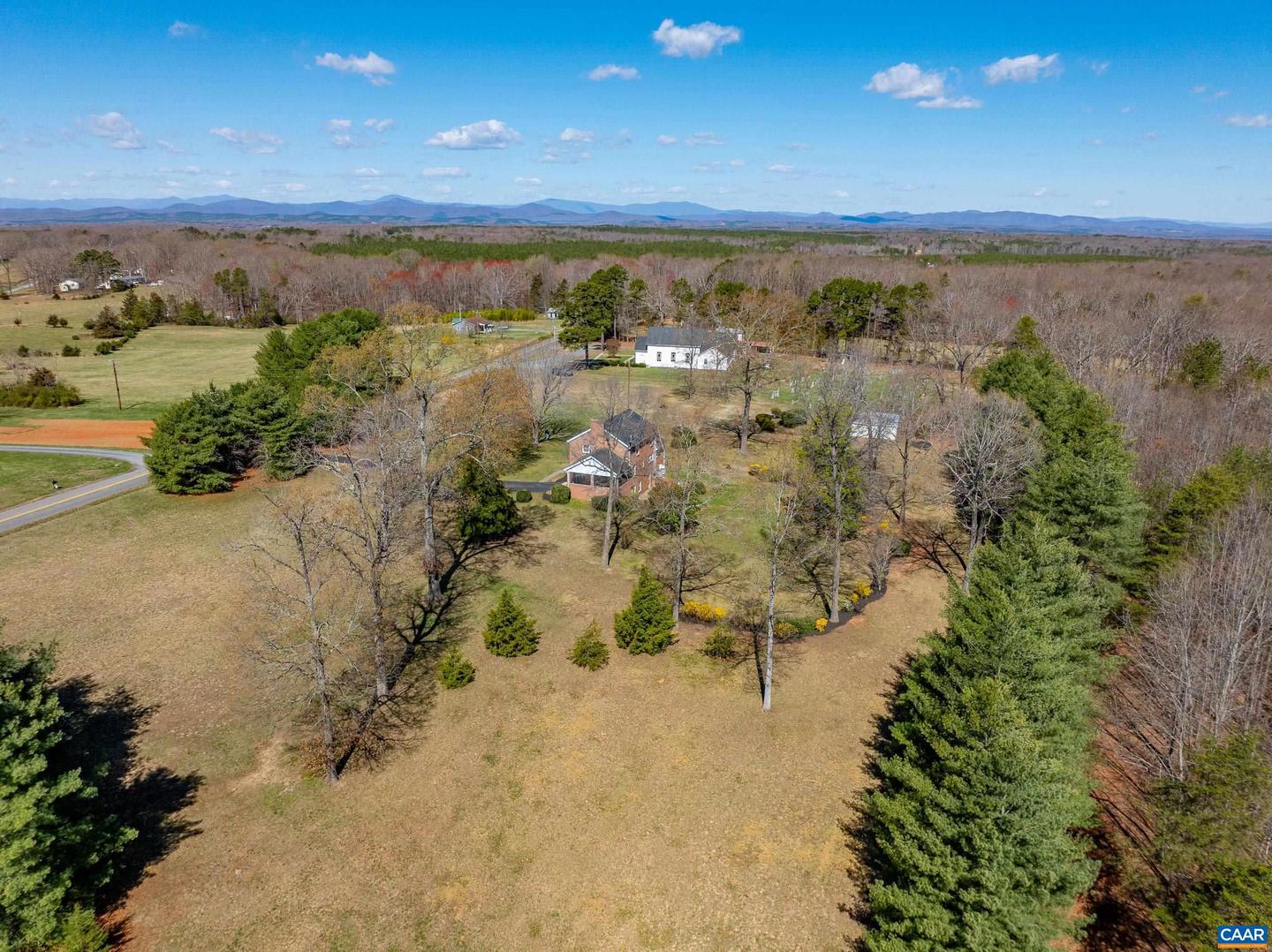 7928 A HOWARDSVILLE RD, SCOTTSVILLE, Virginia 24562, 4 Bedrooms Bedrooms, ,2 BathroomsBathrooms,Residential,For sale,7928 A HOWARDSVILLE RD,662455 MLS # 662455