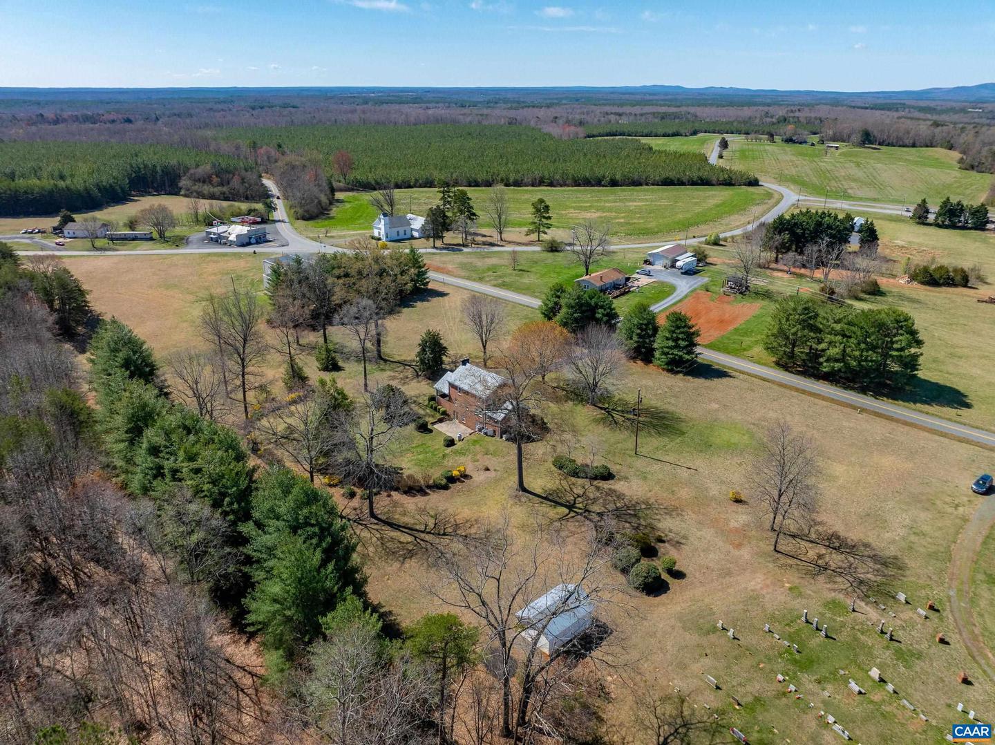 7928 A HOWARDSVILLE RD, SCOTTSVILLE, Virginia 24562, 4 Bedrooms Bedrooms, ,2 BathroomsBathrooms,Residential,For sale,7928 A HOWARDSVILLE RD,662455 MLS # 662455
