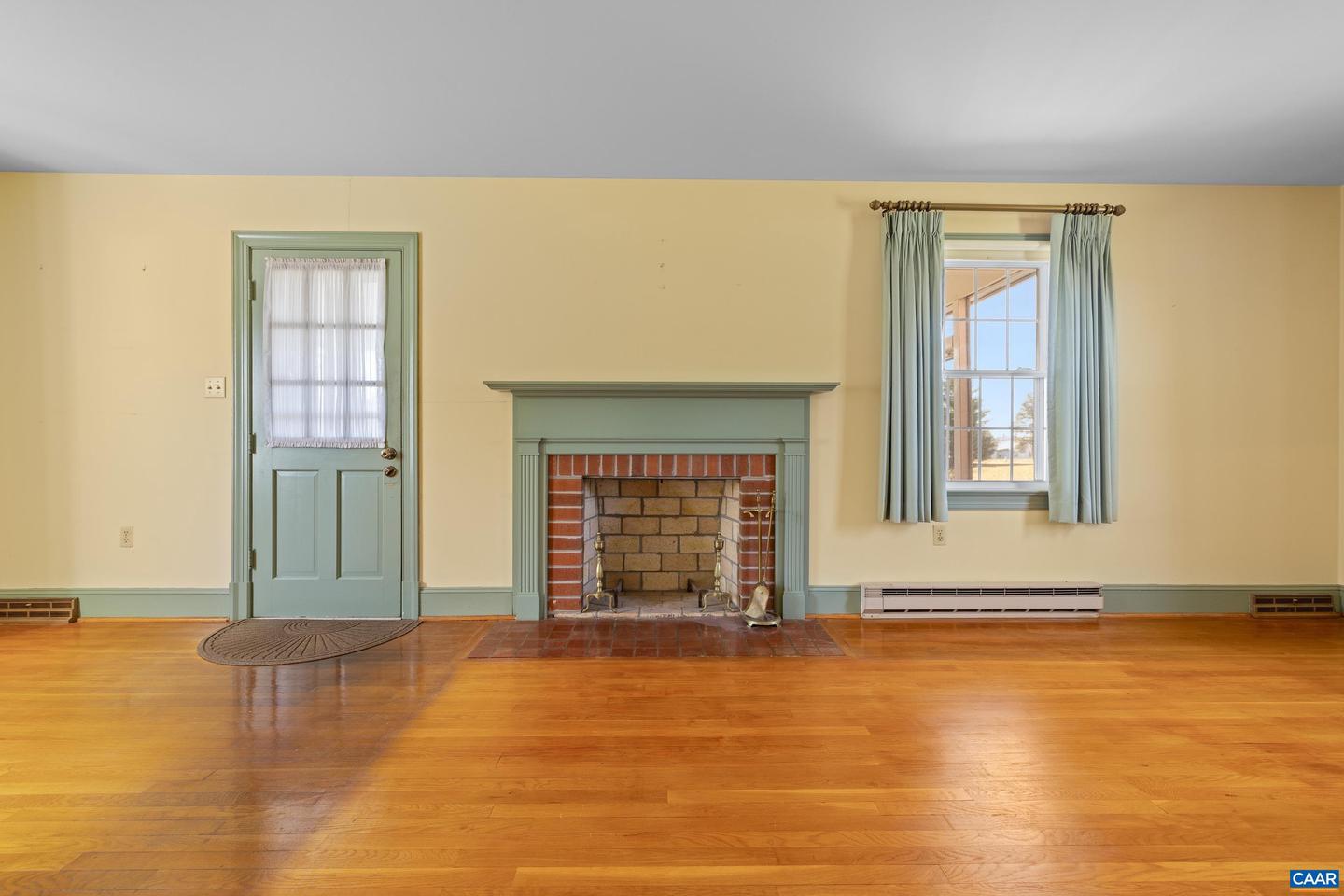 7928 A HOWARDSVILLE RD, SCOTTSVILLE, Virginia 24562, 4 Bedrooms Bedrooms, ,2 BathroomsBathrooms,Residential,For sale,7928 A HOWARDSVILLE RD,662455 MLS # 662455