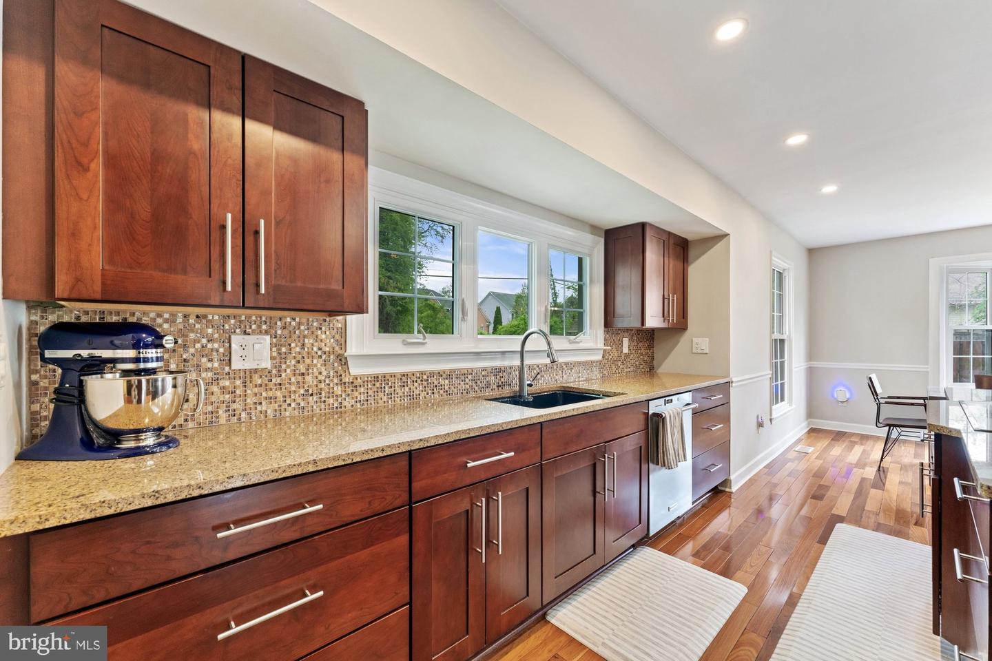 8433 HUNT VALLEY DR, VIENNA, Virginia 22182, 4 Bedrooms Bedrooms, ,3 BathroomsBathrooms,Residential,For sale,8433 HUNT VALLEY DR,VAFX2231360 MLS # VAFX2231360