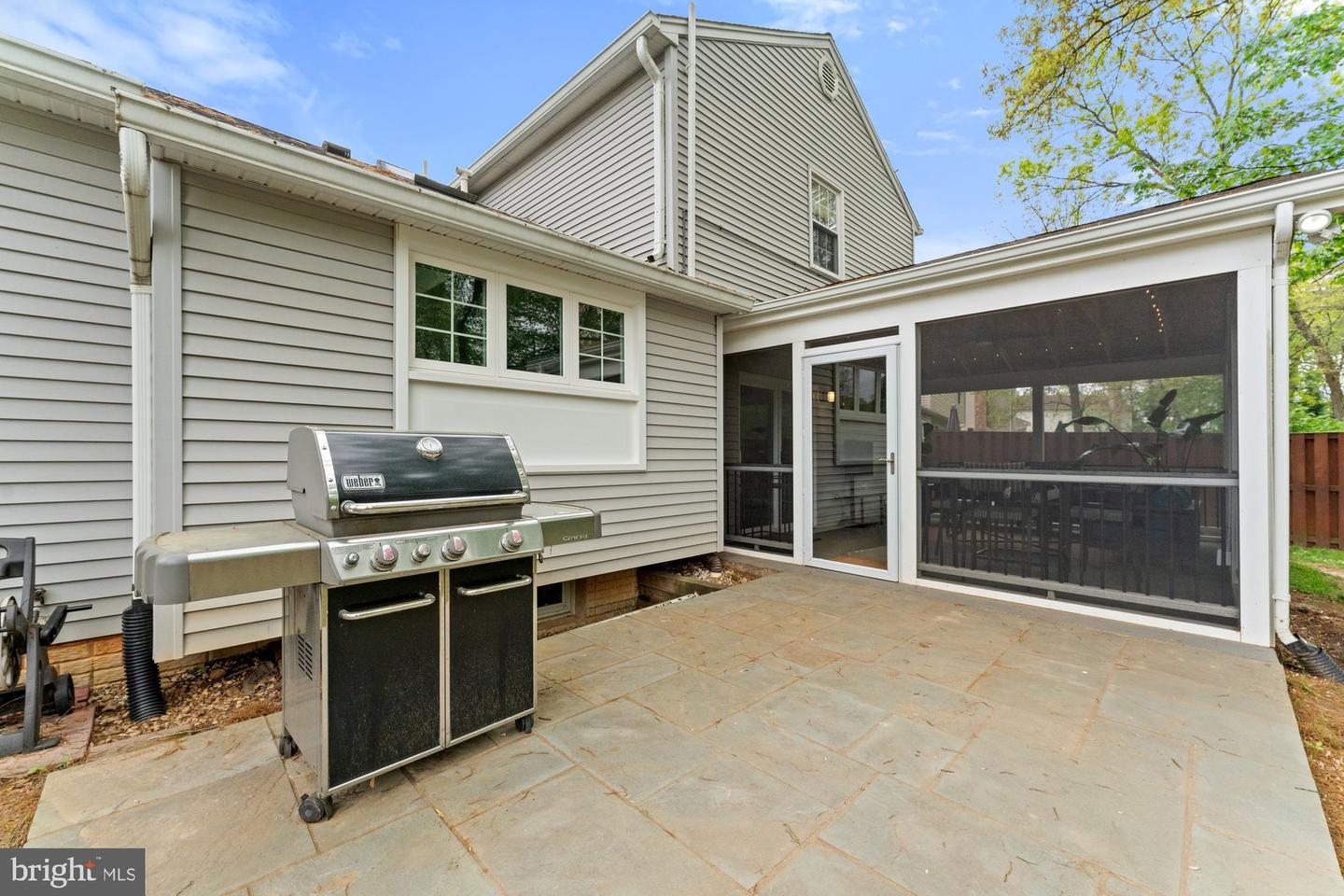 8433 HUNT VALLEY DR, VIENNA, Virginia 22182, 4 Bedrooms Bedrooms, ,3 BathroomsBathrooms,Residential,For sale,8433 HUNT VALLEY DR,VAFX2231360 MLS # VAFX2231360