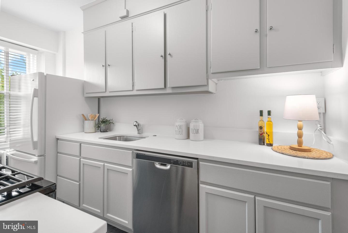 3601 CONNECTICUT AVE NW #202, WASHINGTON, District Of Columbia 20008, 1 Bedroom Bedrooms, ,1 BathroomBathrooms,Residential,For sale,3601 CONNECTICUT AVE NW #202,DCDC2193190 MLS # DCDC2193190