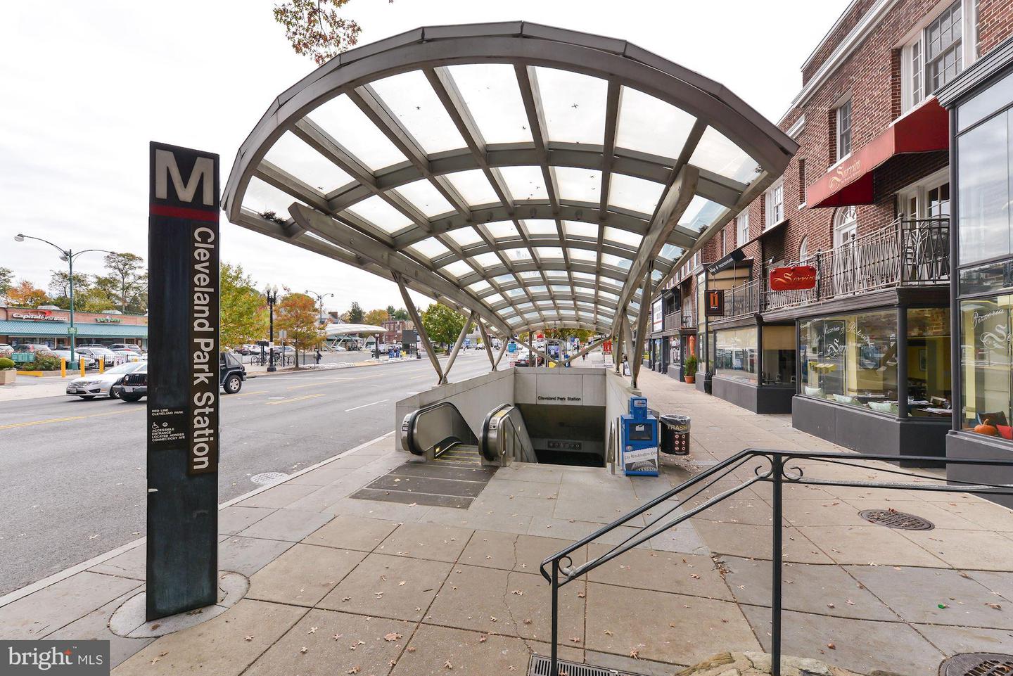 3601 CONNECTICUT AVE NW #202, WASHINGTON, District Of Columbia 20008, 1 Bedroom Bedrooms, ,1 BathroomBathrooms,Residential,For sale,3601 CONNECTICUT AVE NW #202,DCDC2193190 MLS # DCDC2193190