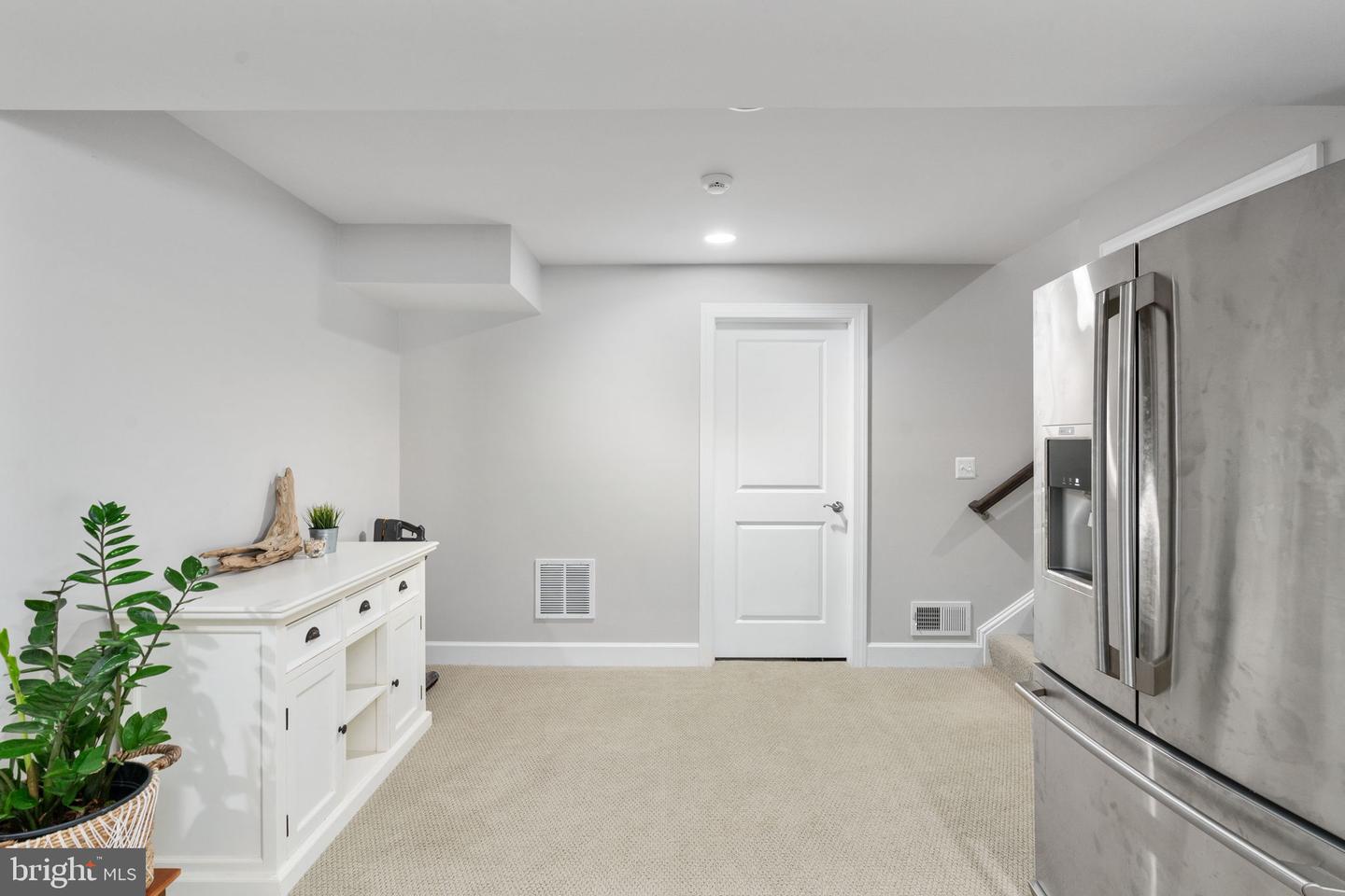187 VERBENA DR, STAFFORD, Virginia 22554, 5 Bedrooms Bedrooms, ,4 BathroomsBathrooms,Residential,For sale,187 VERBENA DR,VAST2037388 MLS # VAST2037388