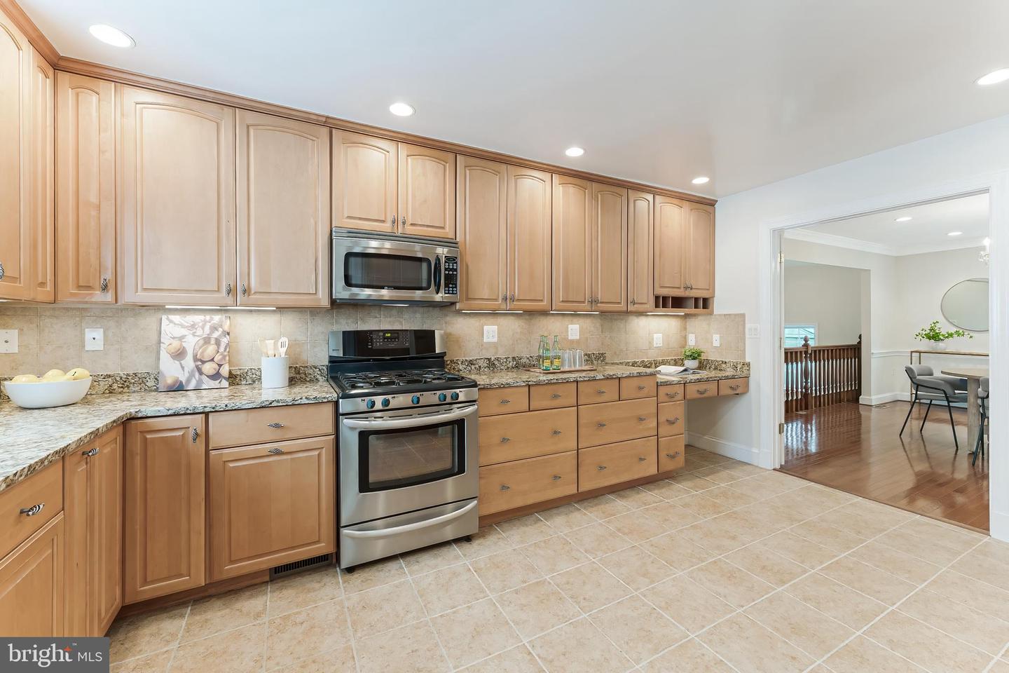142 N FRENCH ST, ALEXANDRIA, Virginia 22304, 3 Bedrooms Bedrooms, ,3 BathroomsBathrooms,Residential,For sale,142 N FRENCH ST,VAAX2043570 MLS # VAAX2043570