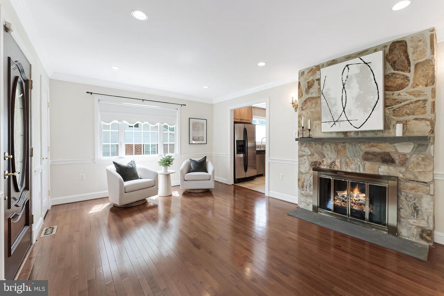 142 N FRENCH ST, ALEXANDRIA, Virginia 22304, 3 Bedrooms Bedrooms, ,3 BathroomsBathrooms,Residential,For sale,142 N FRENCH ST,VAAX2043570 MLS # VAAX2043570