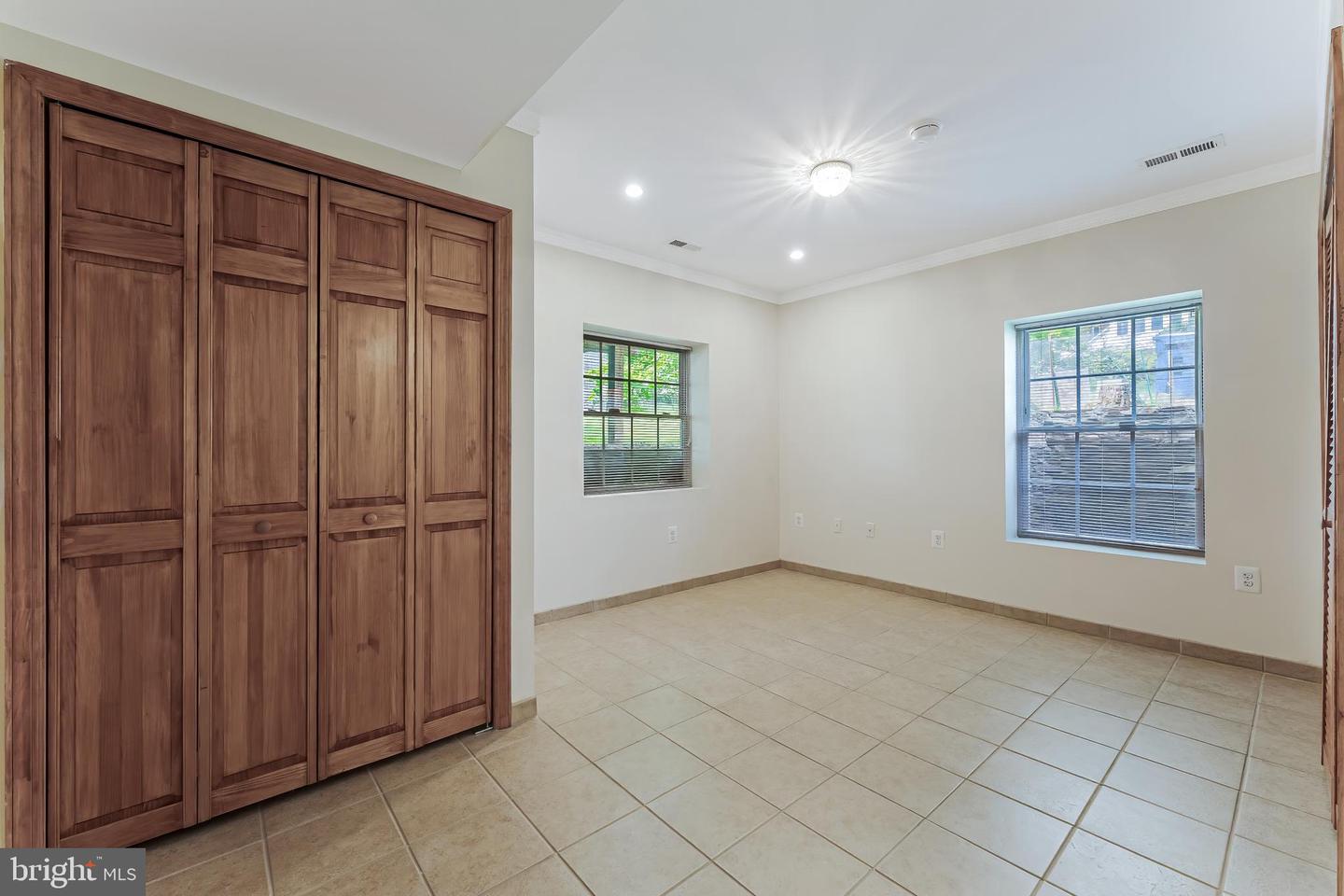 142 N FRENCH ST, ALEXANDRIA, Virginia 22304, 3 Bedrooms Bedrooms, ,3 BathroomsBathrooms,Residential,For sale,142 N FRENCH ST,VAAX2043570 MLS # VAAX2043570
