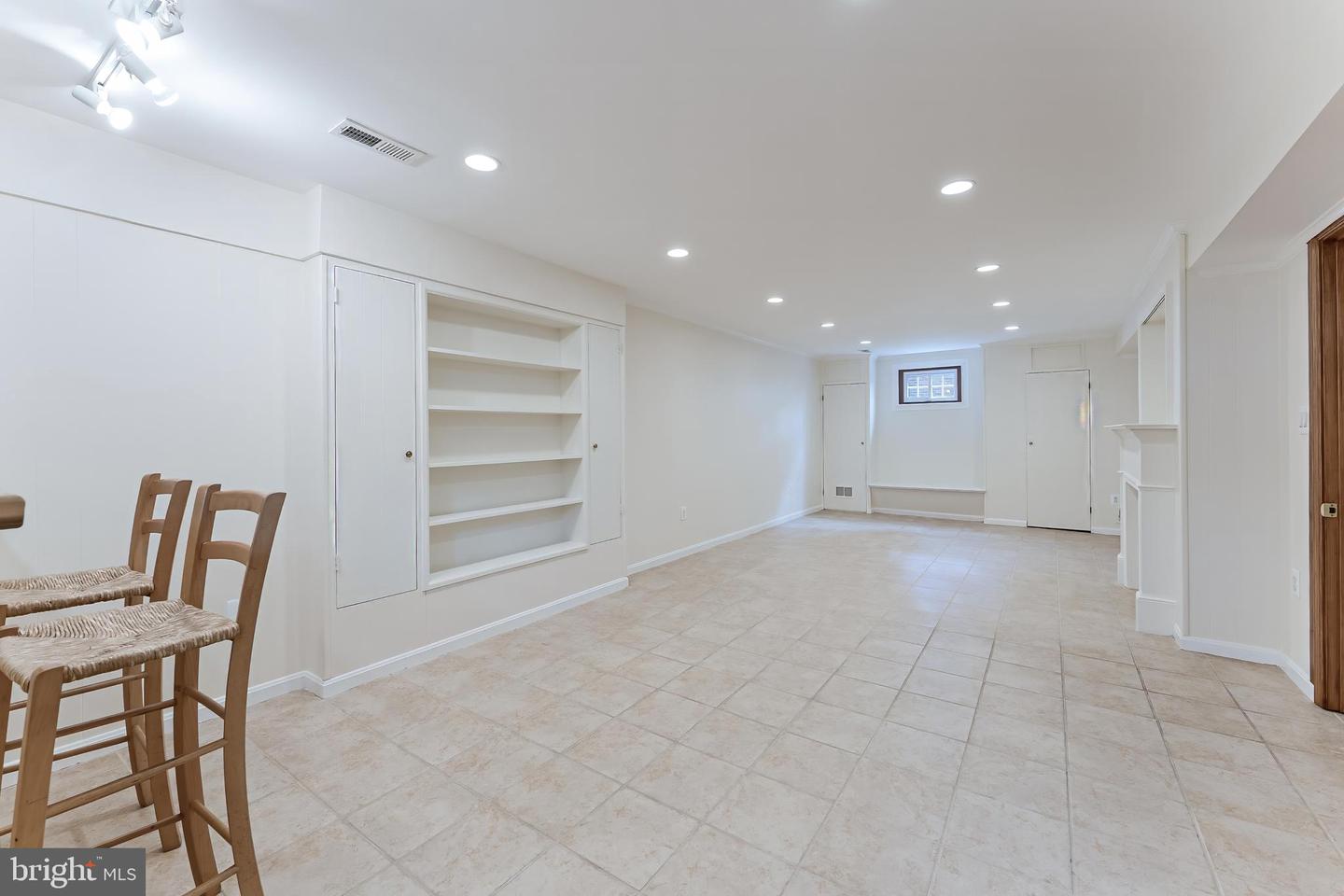 142 N FRENCH ST, ALEXANDRIA, Virginia 22304, 3 Bedrooms Bedrooms, ,3 BathroomsBathrooms,Residential,For sale,142 N FRENCH ST,VAAX2043570 MLS # VAAX2043570