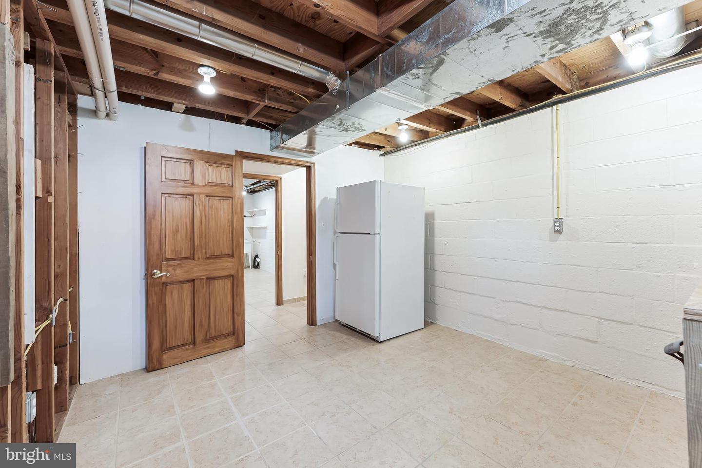 142 N FRENCH ST, ALEXANDRIA, Virginia 22304, 3 Bedrooms Bedrooms, ,3 BathroomsBathrooms,Residential,For sale,142 N FRENCH ST,VAAX2043570 MLS # VAAX2043570