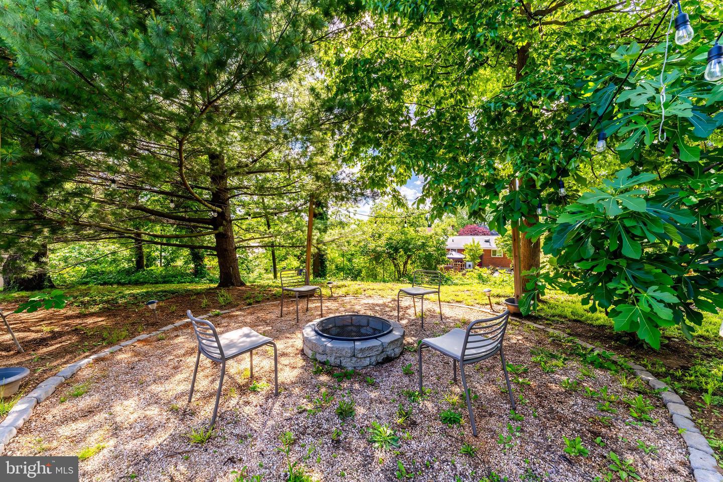 142 N FRENCH ST, ALEXANDRIA, Virginia 22304, 3 Bedrooms Bedrooms, ,3 BathroomsBathrooms,Residential,For sale,142 N FRENCH ST,VAAX2043570 MLS # VAAX2043570