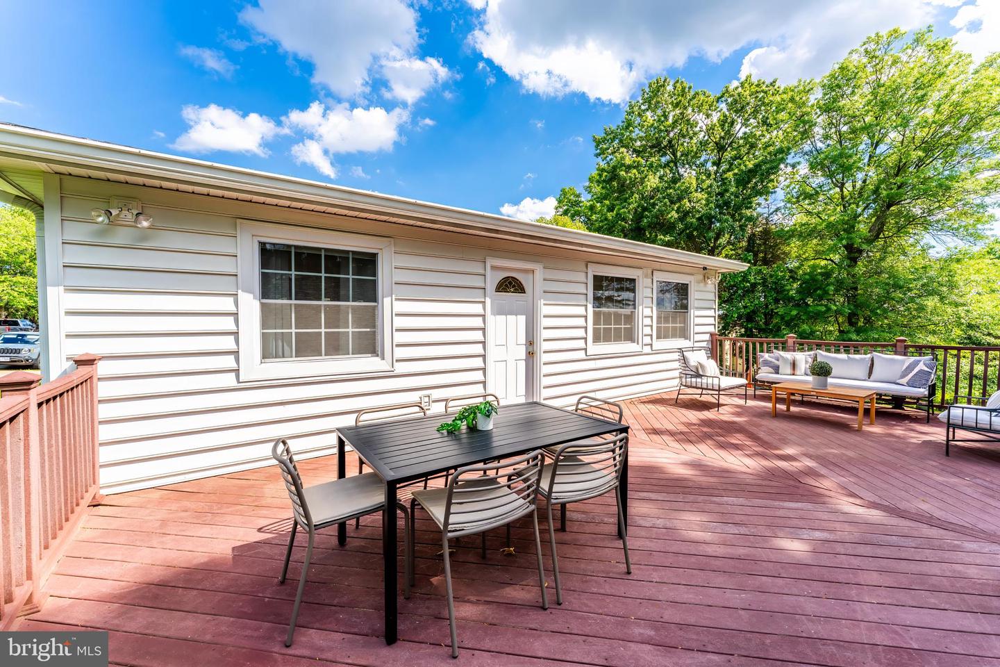 142 N FRENCH ST, ALEXANDRIA, Virginia 22304, 3 Bedrooms Bedrooms, ,3 BathroomsBathrooms,Residential,For sale,142 N FRENCH ST,VAAX2043570 MLS # VAAX2043570