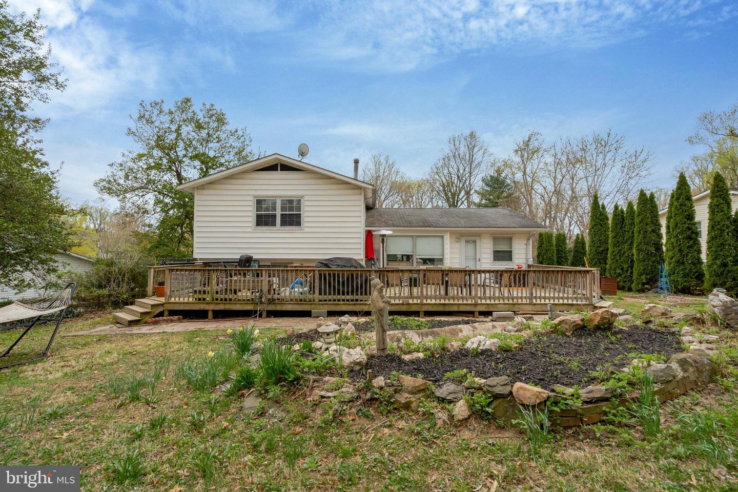 4317 ALTA VISTA DR, FAIRFAX, Virginia 22030, 5 Bedrooms Bedrooms, ,3 BathroomsBathrooms,Residential,For sale,4317 ALTA VISTA DR,VAFX2231730 MLS # VAFX2231730