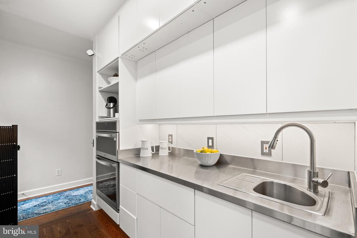 1620 N GEORGE MASON DR, ARLINGTON, Virginia 22205, 6 Bedrooms Bedrooms, 5 Rooms Rooms,4 BathroomsBathrooms,Residential,For sale,1620 N GEORGE MASON DR,VAAR2055494 MLS # VAAR2055494