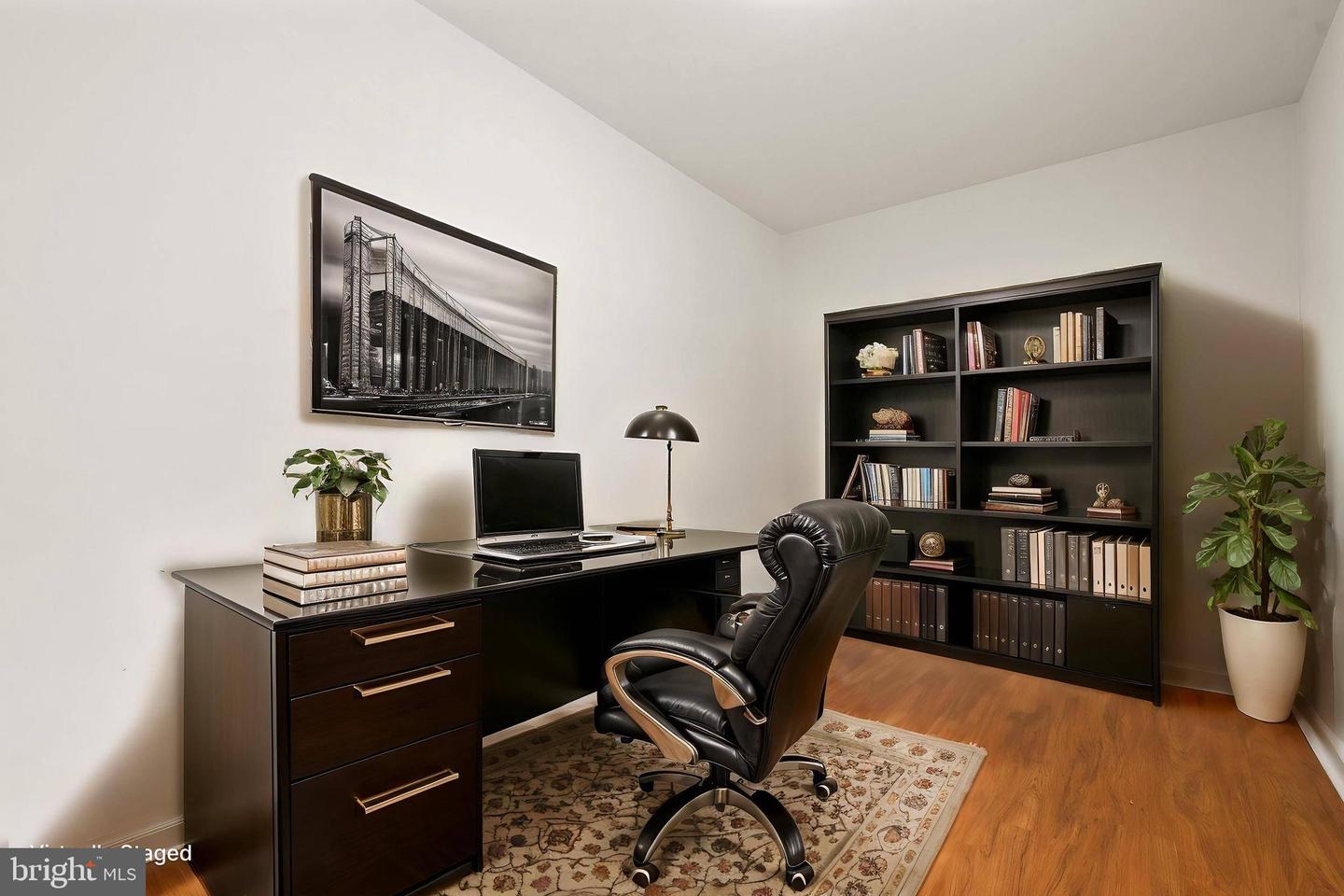 1620 N GEORGE MASON DR, ARLINGTON, Virginia 22205, 6 Bedrooms Bedrooms, 5 Rooms Rooms,4 BathroomsBathrooms,Residential,For sale,1620 N GEORGE MASON DR,VAAR2055494 MLS # VAAR2055494