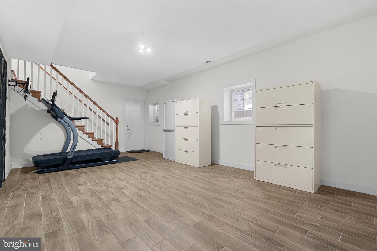 1620 N GEORGE MASON DR, ARLINGTON, Virginia 22205, 6 Bedrooms Bedrooms, 5 Rooms Rooms,4 BathroomsBathrooms,Residential,For sale,1620 N GEORGE MASON DR,VAAR2055494 MLS # VAAR2055494