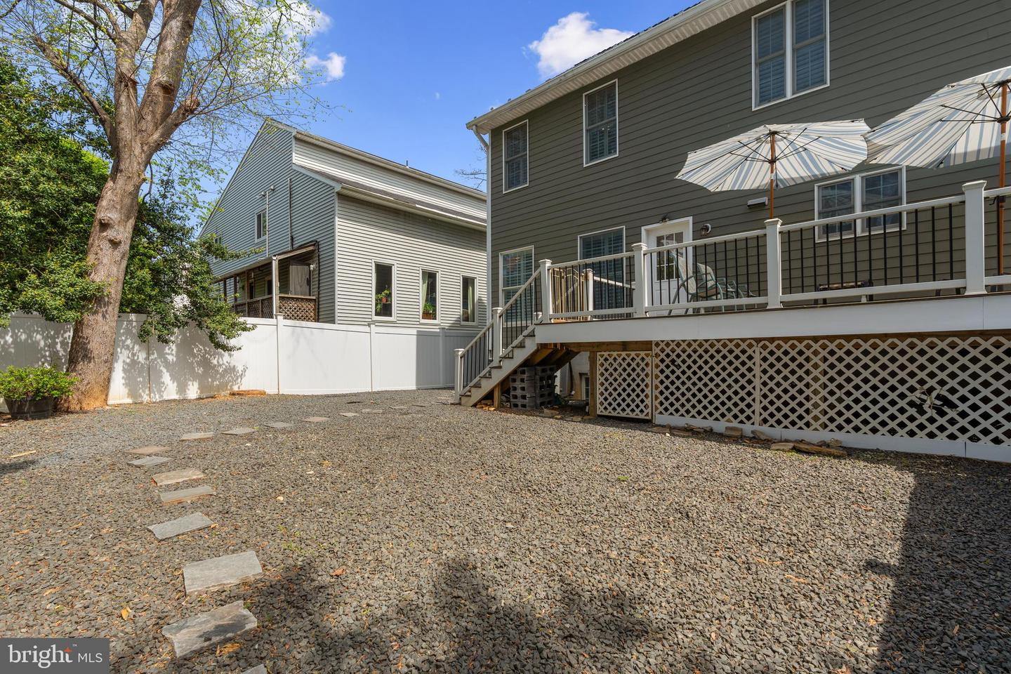 1620 N GEORGE MASON DR, ARLINGTON, Virginia 22205, 6 Bedrooms Bedrooms, 5 Rooms Rooms,4 BathroomsBathrooms,Residential,For sale,1620 N GEORGE MASON DR,VAAR2055494 MLS # VAAR2055494