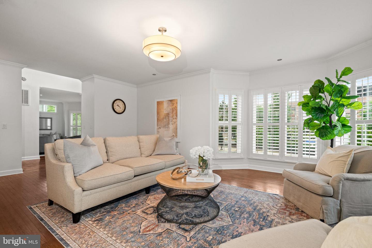 1620 N GEORGE MASON DR, ARLINGTON, Virginia 22205, 6 Bedrooms Bedrooms, 5 Rooms Rooms,4 BathroomsBathrooms,Residential,For sale,1620 N GEORGE MASON DR,VAAR2055494 MLS # VAAR2055494