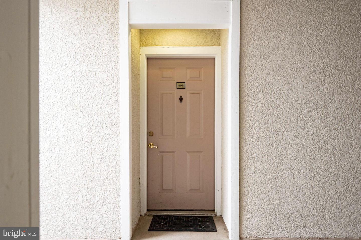 1524 LINCOLN WAY #409, MCLEAN, Virginia 22102, 1 Bedroom Bedrooms, ,1 BathroomBathrooms,Residential,For sale,1524 LINCOLN WAY #409,VAFX2231838 MLS # VAFX2231838