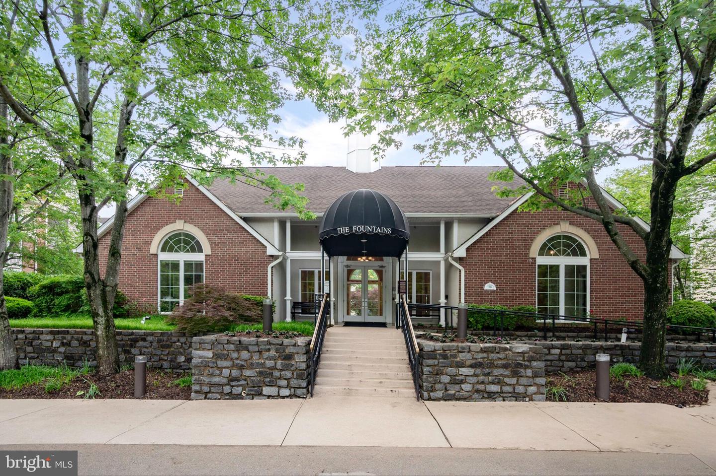 1524 LINCOLN WAY #409, MCLEAN, Virginia 22102, 1 Bedroom Bedrooms, ,1 BathroomBathrooms,Residential,For sale,1524 LINCOLN WAY #409,VAFX2231838 MLS # VAFX2231838