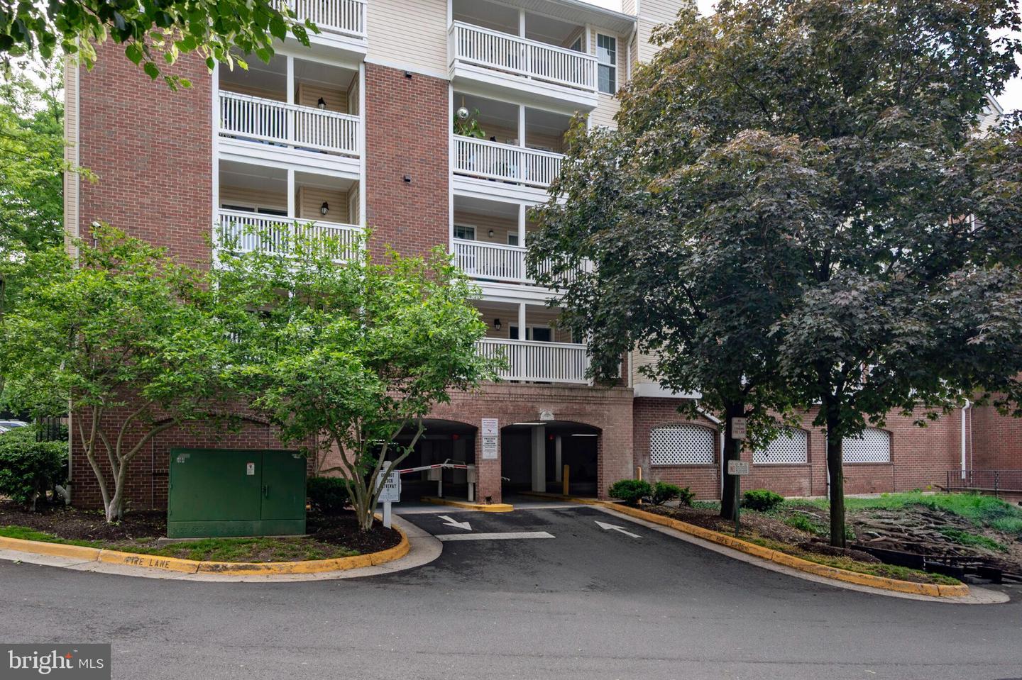 1524 LINCOLN WAY #409, MCLEAN, Virginia 22102, 1 Bedroom Bedrooms, ,1 BathroomBathrooms,Residential,For sale,1524 LINCOLN WAY #409,VAFX2231838 MLS # VAFX2231838