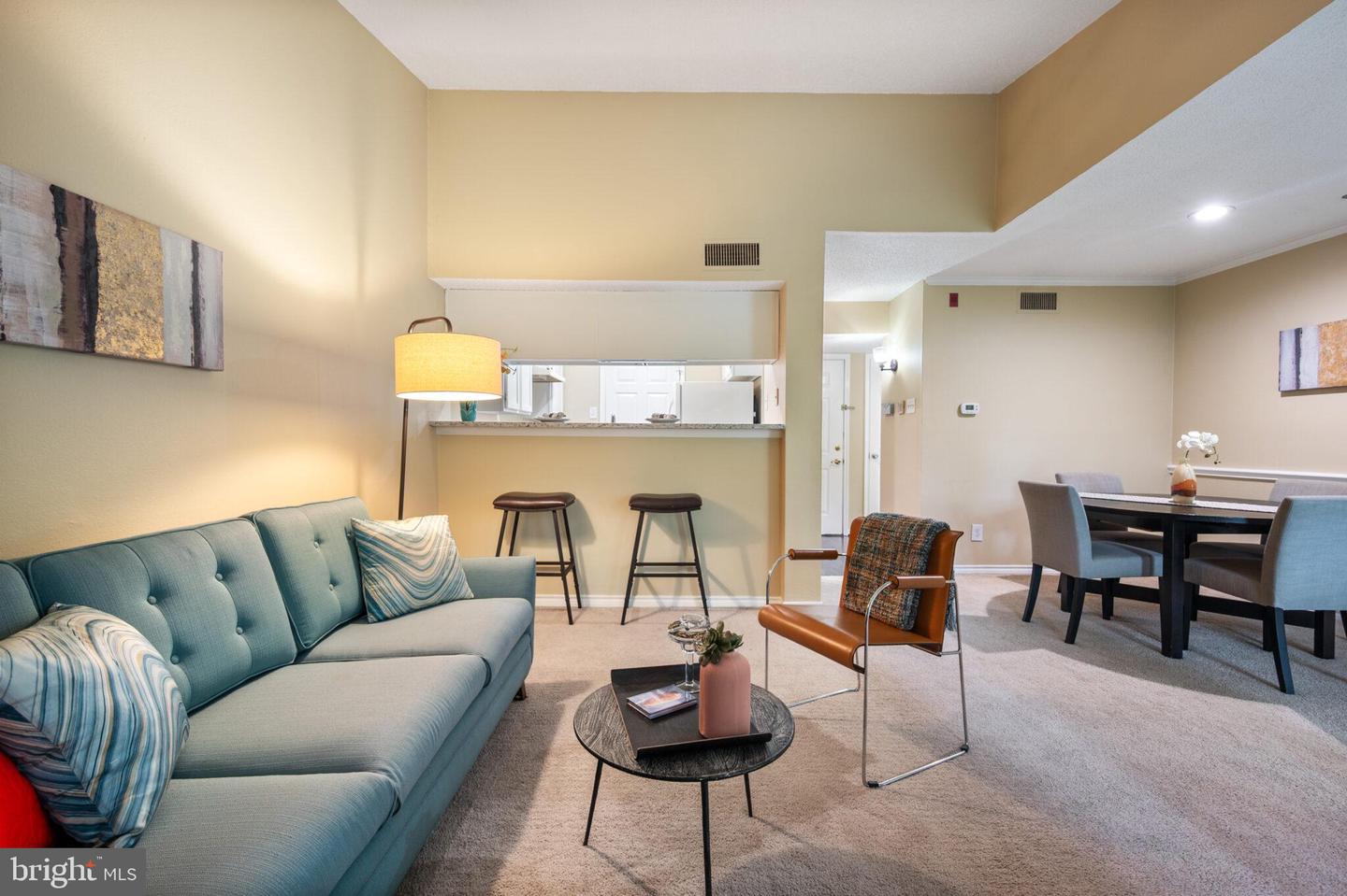 1524 LINCOLN WAY #409, MCLEAN, Virginia 22102, 1 Bedroom Bedrooms, ,1 BathroomBathrooms,Residential,For sale,1524 LINCOLN WAY #409,VAFX2231838 MLS # VAFX2231838