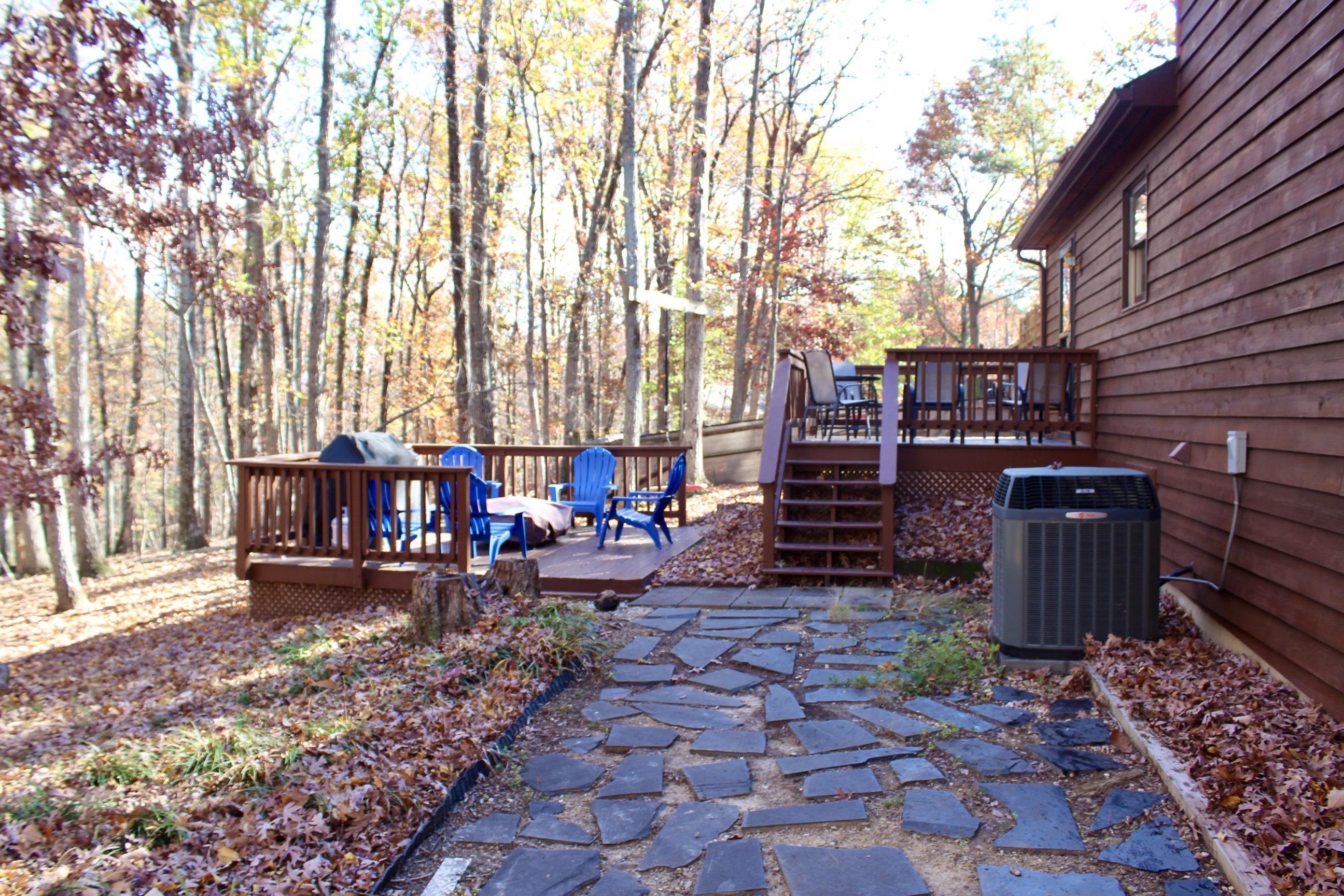 206 PLEASANT LN, MCGAHEYSVILLE, Virginia 22840, 3 Bedrooms Bedrooms, ,2 BathroomsBathrooms,Residential,206 PLEASANT LN,664600 MLS # 664600