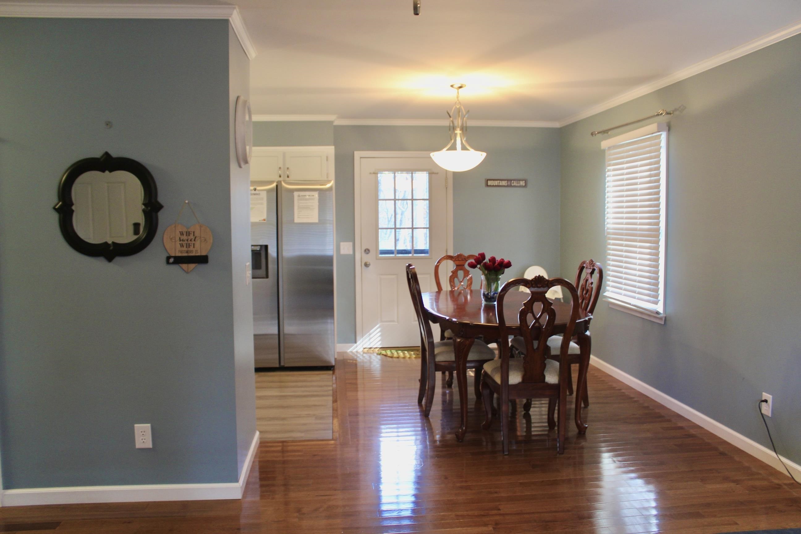 206 PLEASANT LN, MCGAHEYSVILLE, Virginia 22840, 3 Bedrooms Bedrooms, ,2 BathroomsBathrooms,Residential,206 PLEASANT LN,664600 MLS # 664600