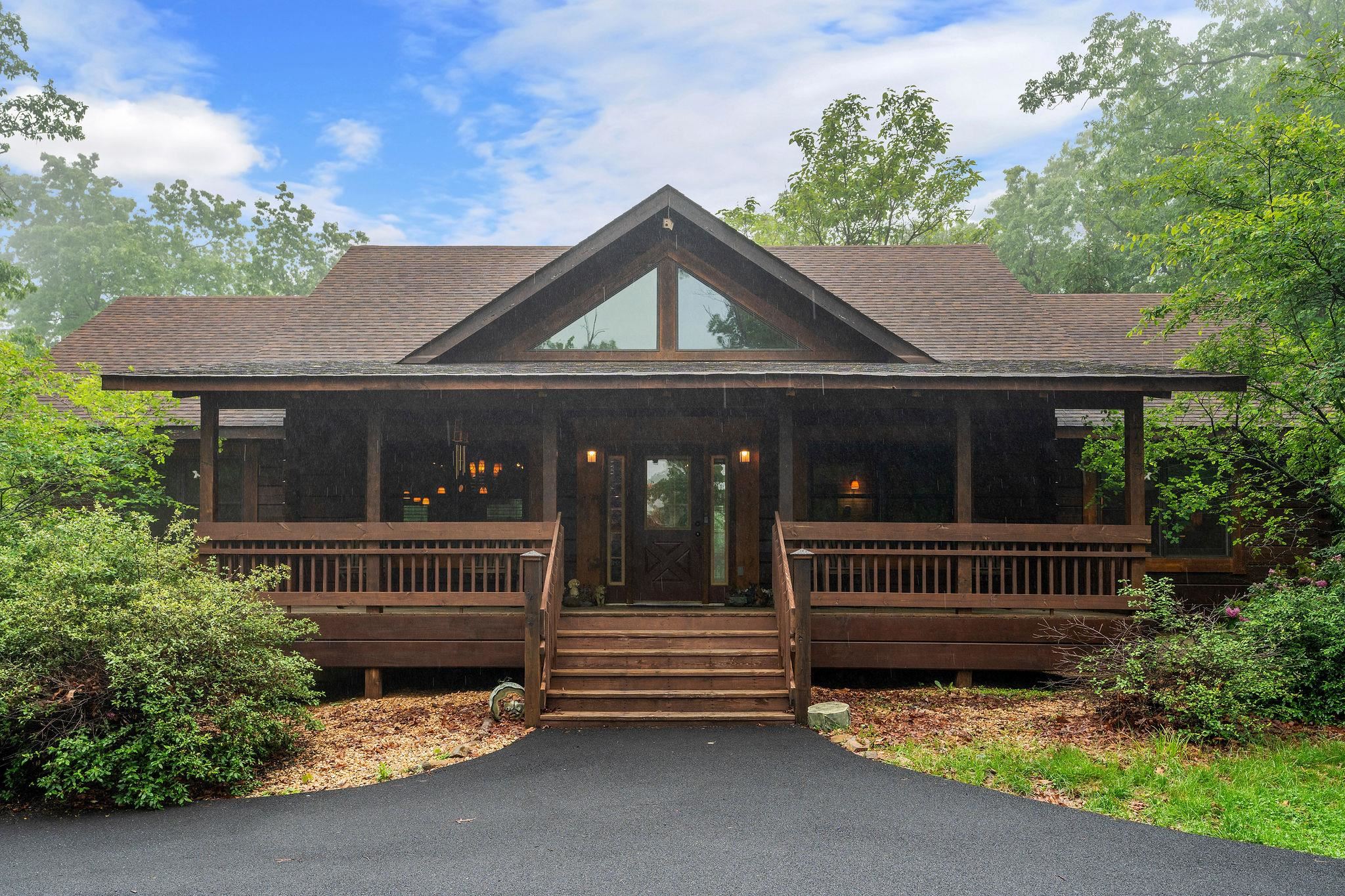 743 CHINQUAPIN DR, LYNDHURST, Virginia 22952, 3 Bedrooms Bedrooms, ,2 BathroomsBathrooms,Residential,Adventurer's Dream,743 CHINQUAPIN DR,664605 MLS # 664605