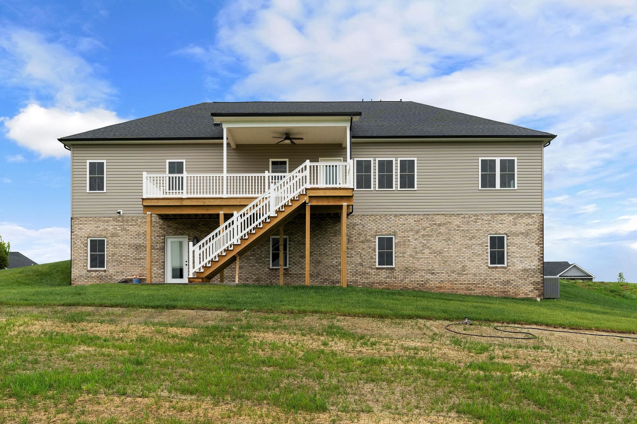 409 PETERSON LN, WAYNESBORO, Virginia 22980, 4 Bedrooms Bedrooms, ,2 BathroomsBathrooms,Residential,409 PETERSON LN,664610 MLS # 664610