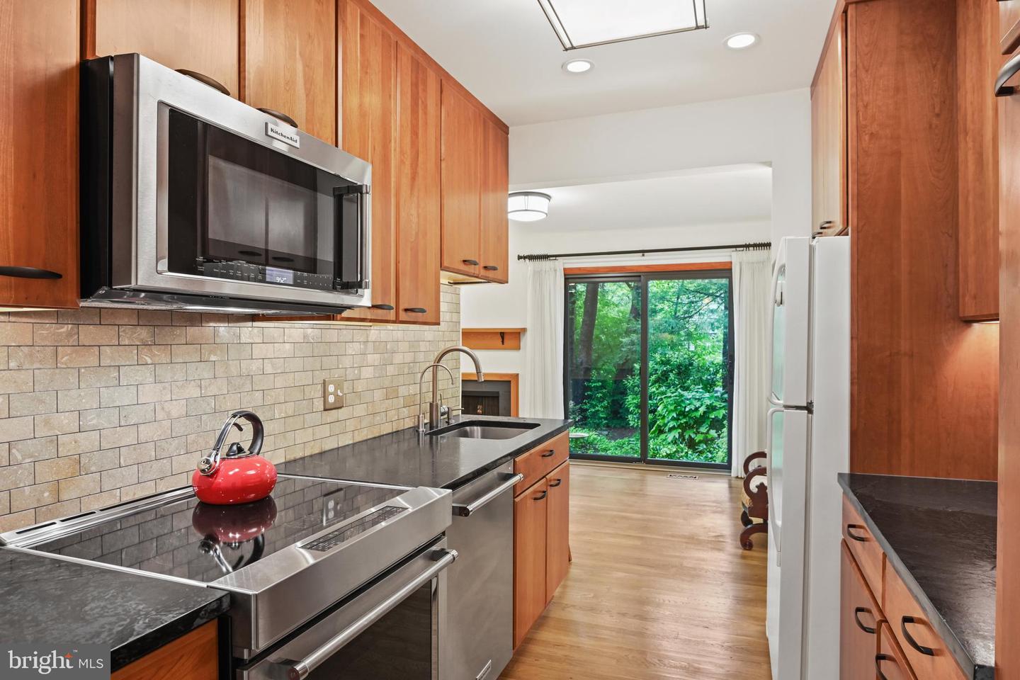 1534 SCANDIA CIR, RESTON, Virginia 20190, 3 Bedrooms Bedrooms, ,2 BathroomsBathrooms,Residential,For sale,1534 SCANDIA CIR,VAFX2231910 MLS # VAFX2231910