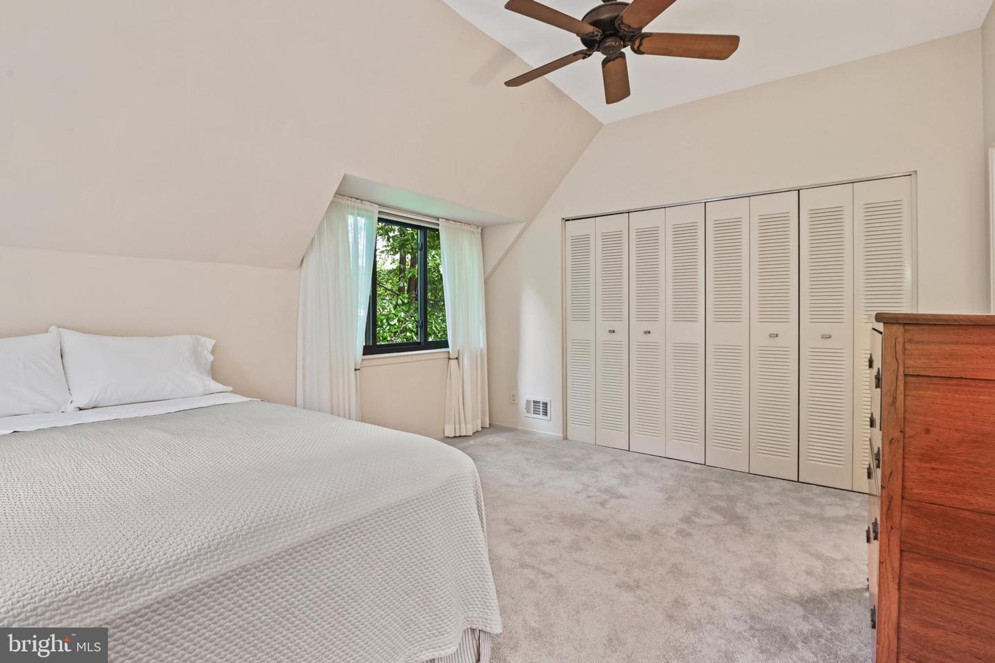 1534 SCANDIA CIR, RESTON, Virginia 20190, 3 Bedrooms Bedrooms, ,2 BathroomsBathrooms,Residential,For sale,1534 SCANDIA CIR,VAFX2231910 MLS # VAFX2231910
