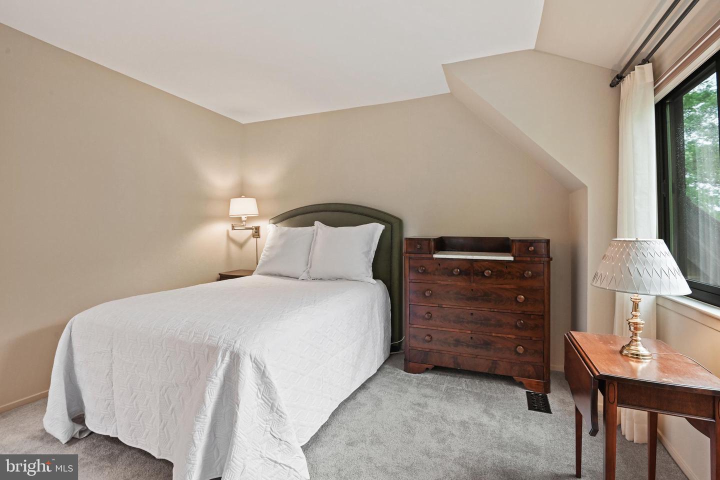1534 SCANDIA CIR, RESTON, Virginia 20190, 3 Bedrooms Bedrooms, ,2 BathroomsBathrooms,Residential,For sale,1534 SCANDIA CIR,VAFX2231910 MLS # VAFX2231910