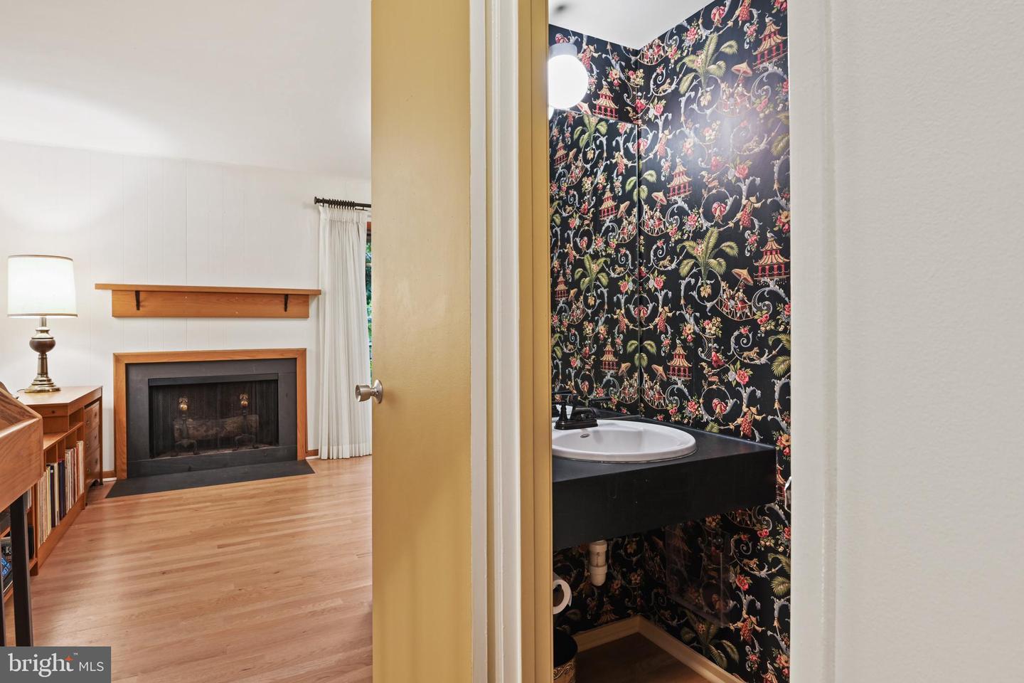 1534 SCANDIA CIR, RESTON, Virginia 20190, 3 Bedrooms Bedrooms, ,2 BathroomsBathrooms,Residential,For sale,1534 SCANDIA CIR,VAFX2231910 MLS # VAFX2231910
