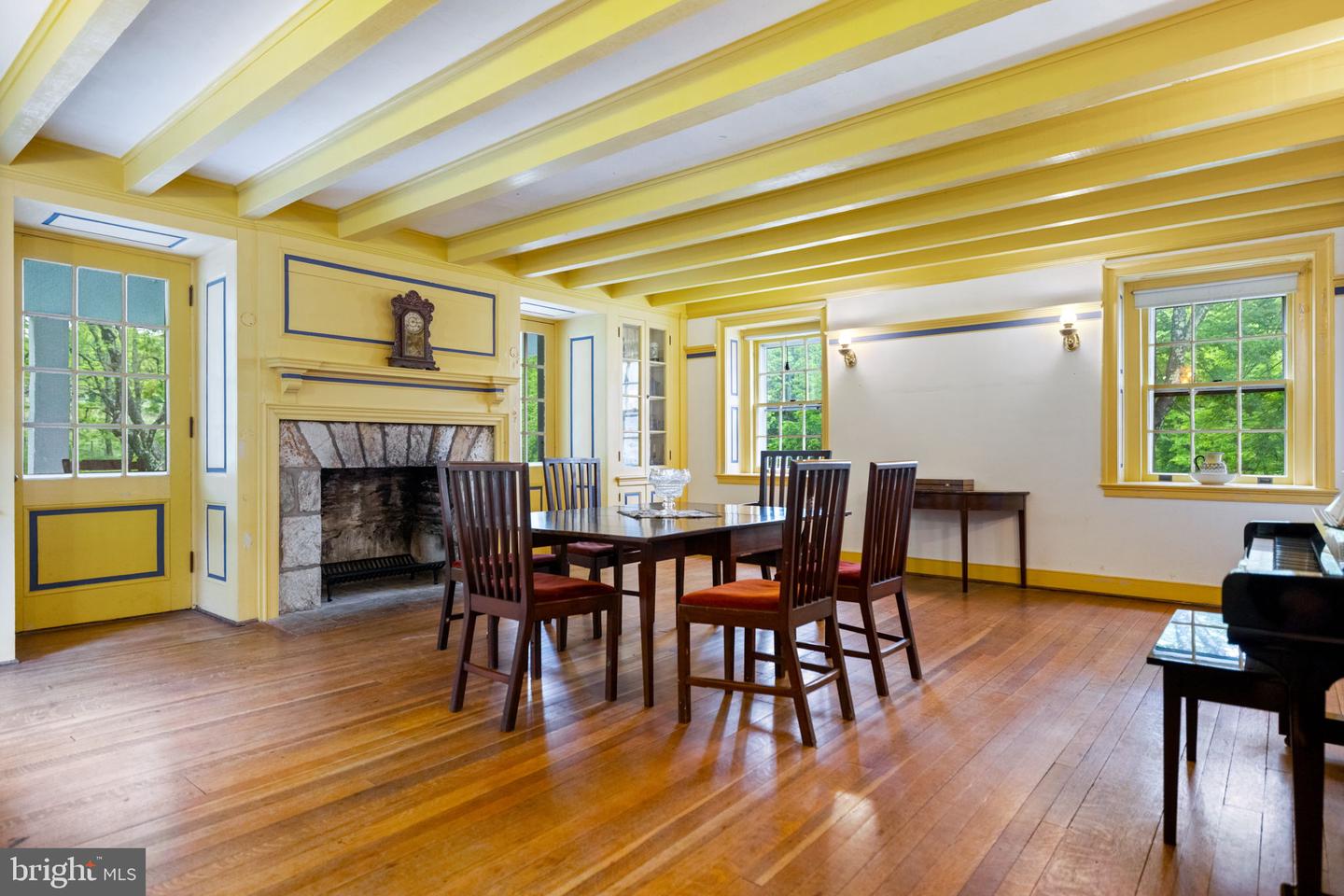 16158 CLARKES GAP RD, WATERFORD, Virginia 20197, 7 Bedrooms Bedrooms, ,1 BathroomBathrooms,Residential,For sale,16158 CLARKES GAP RD,VALO2092906 MLS # VALO2092906