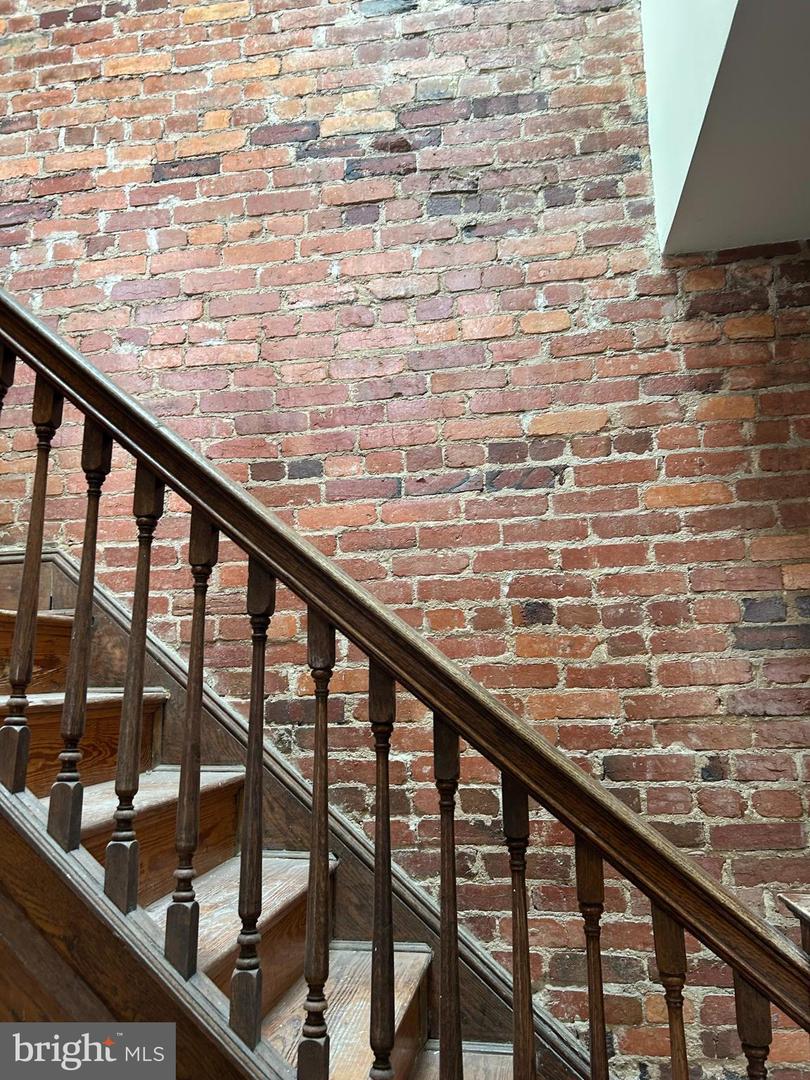 1300 GIRARD ST NW, WASHINGTON, District Of Columbia 20009, 4 Bedrooms Bedrooms, ,2 BathroomsBathrooms,Residential,For sale,1300 GIRARD ST NW,DCDC2194006 MLS # DCDC2194006