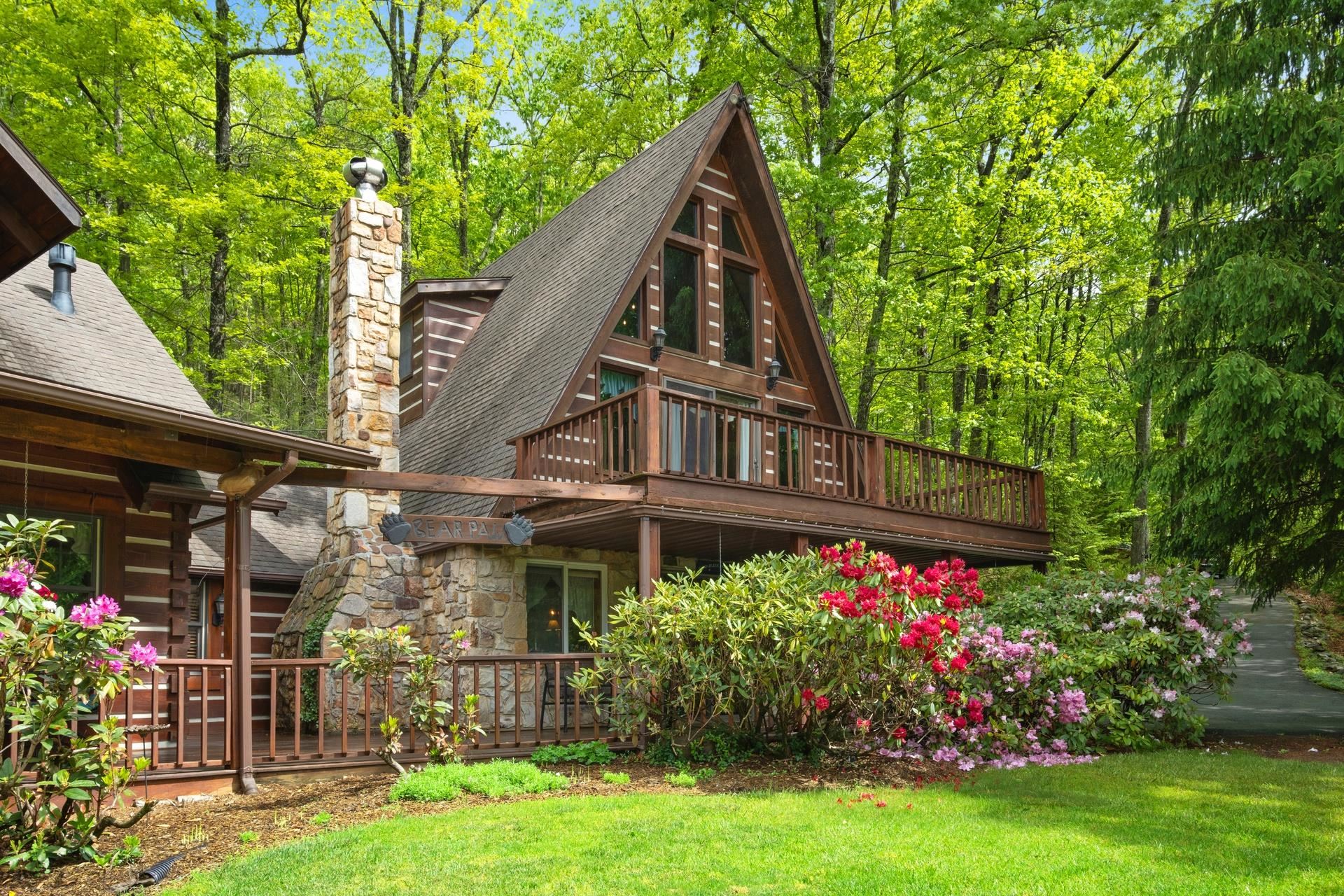 537 N HIGH VALLEY DR, MONTEREY, Virginia 24465, 3 Bedrooms Bedrooms, ,3 BathroomsBathrooms,Residential,537 N HIGH VALLEY DR,664622 MLS # 664622