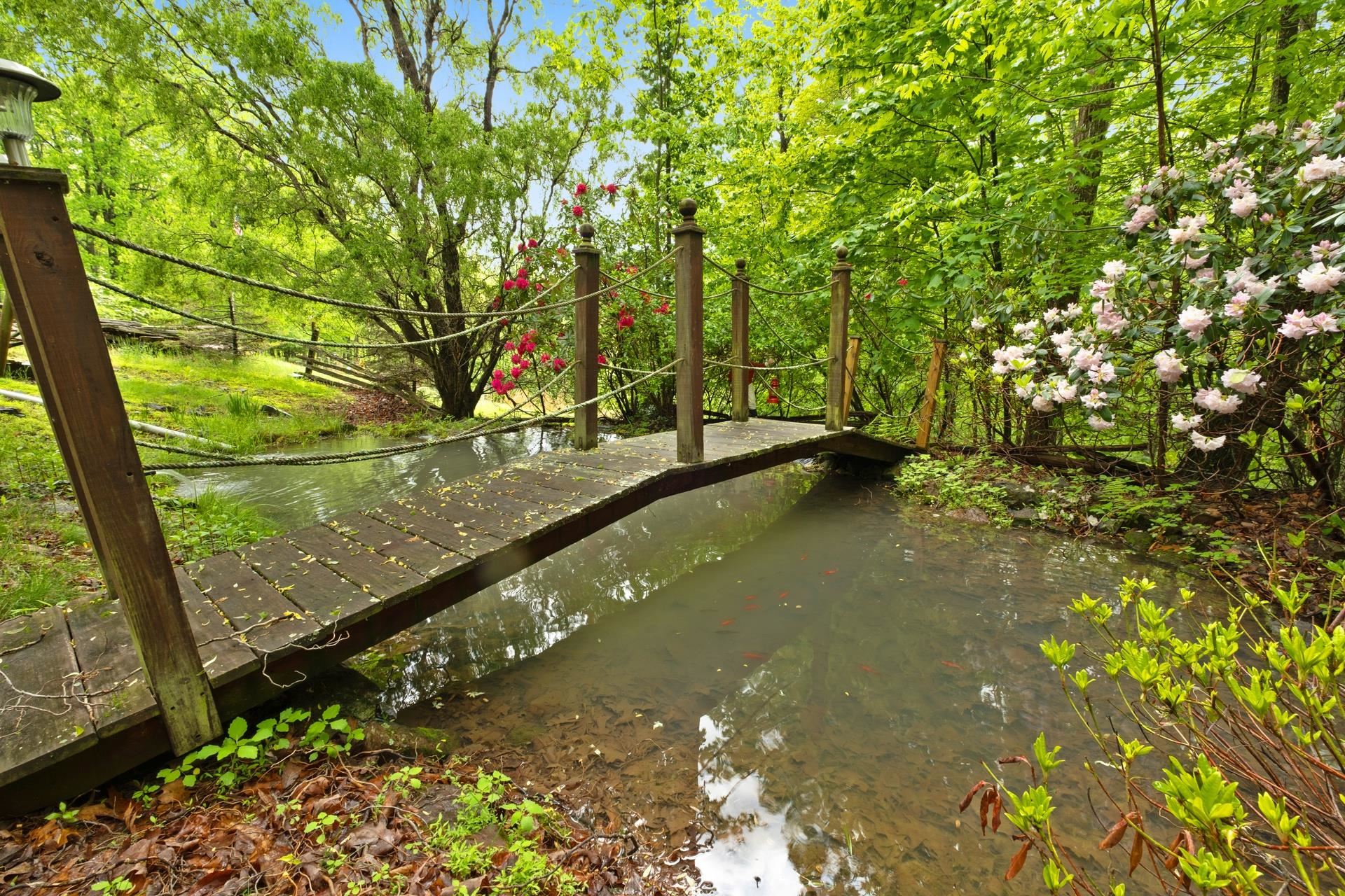 537 N HIGH VALLEY DR, MONTEREY, Virginia 24465, 3 Bedrooms Bedrooms, ,3 BathroomsBathrooms,Residential,537 N HIGH VALLEY DR,664622 MLS # 664622