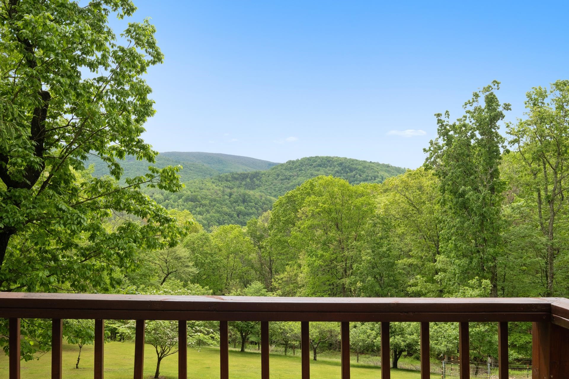 537 N HIGH VALLEY DR, MONTEREY, Virginia 24465, 3 Bedrooms Bedrooms, ,3 BathroomsBathrooms,Residential,537 N HIGH VALLEY DR,664622 MLS # 664622