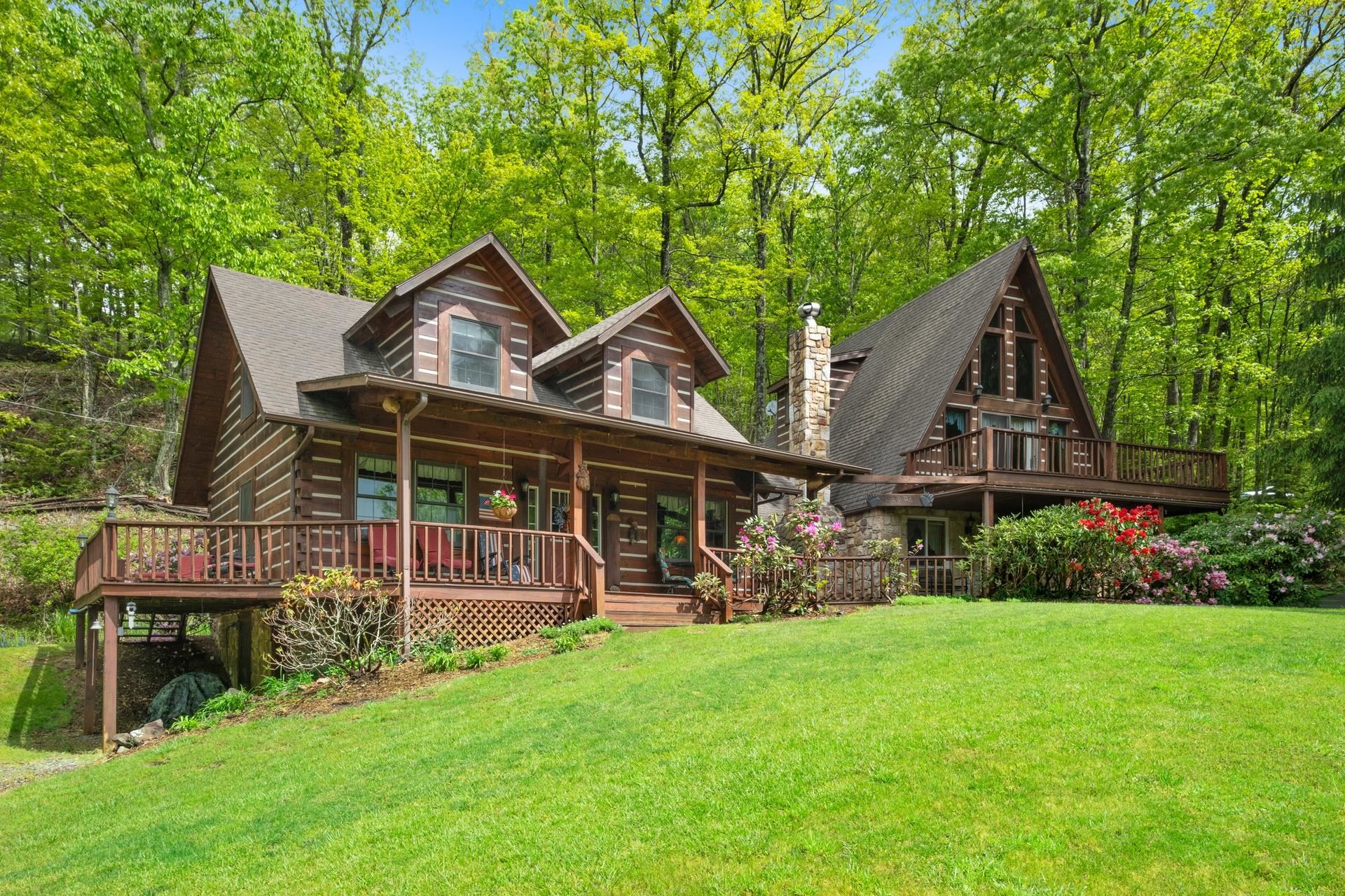 537 N HIGH VALLEY DR, MONTEREY, Virginia 24465, 3 Bedrooms Bedrooms, ,3 BathroomsBathrooms,Residential,537 N HIGH VALLEY DR,664622 MLS # 664622