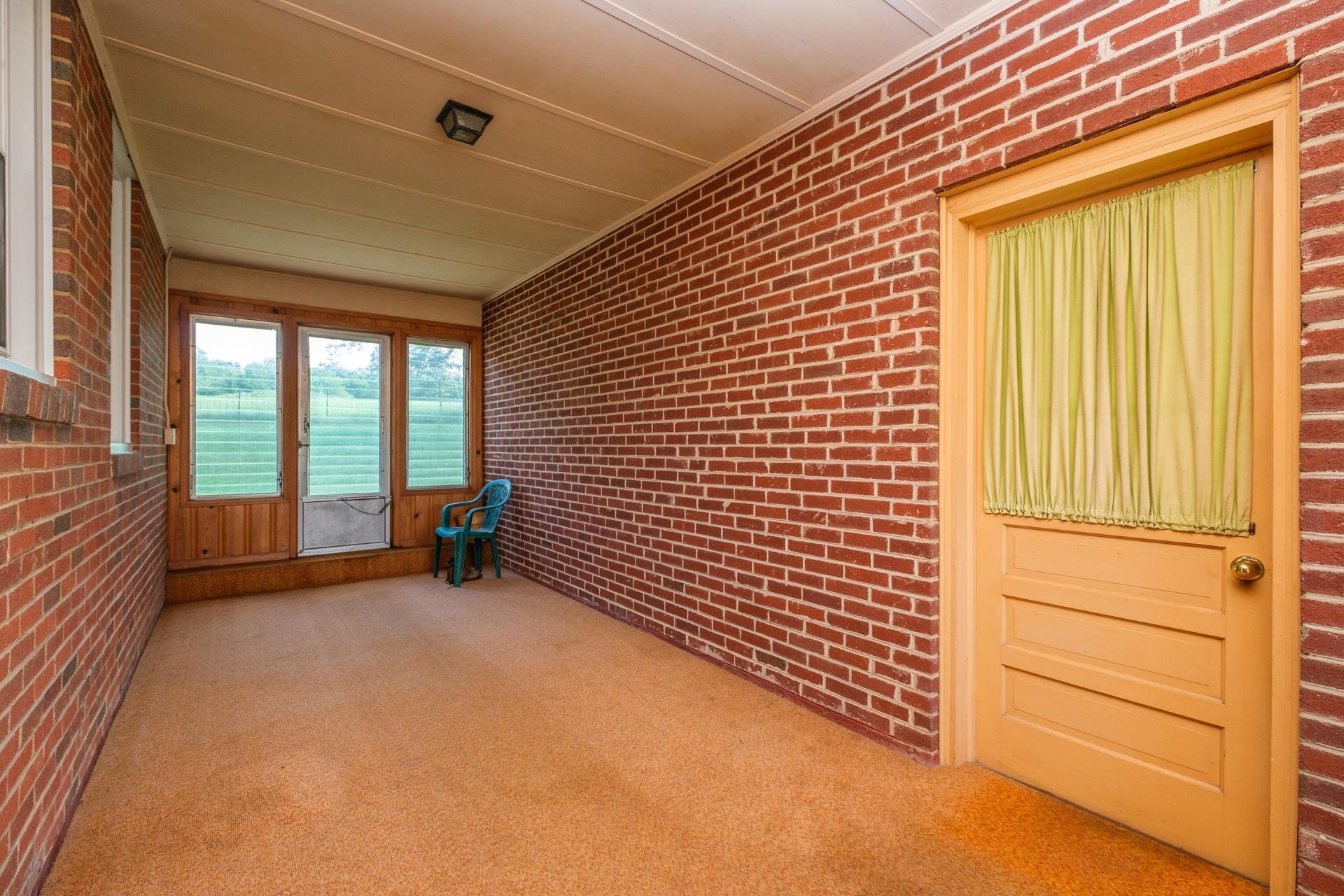 1927 PINEVILLE RD, MCGAHEYSVILLE, Virginia 22840, 3 Bedrooms Bedrooms, ,2 BathroomsBathrooms,Residential,1927 PINEVILLE RD,664626 MLS # 664626