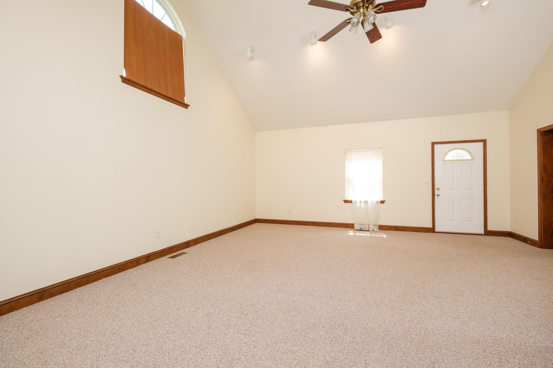 1927 PINEVILLE RD, MCGAHEYSVILLE, Virginia 22840, 3 Bedrooms Bedrooms, ,2 BathroomsBathrooms,Residential,1927 PINEVILLE RD,664626 MLS # 664626