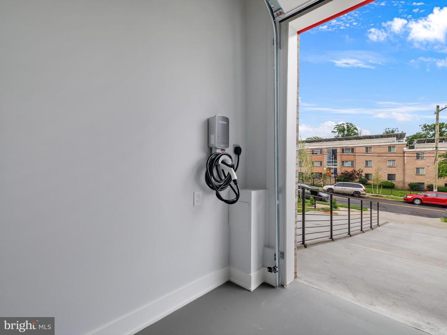 5106 FITCH ST SE, WASHINGTON, District Of Columbia 20019, 4 Bedrooms Bedrooms, ,4 BathroomsBathrooms,Residential,For sale,5106 FITCH ST SE,DCDC2194762 MLS # DCDC2194762