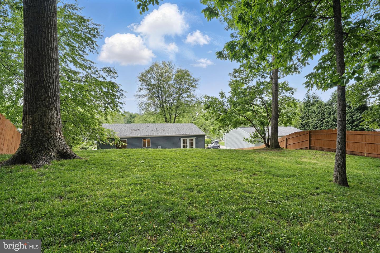 7310 HUSKY LN, NORTH SPRINGFIELD, Virginia 22151, 4 Bedrooms Bedrooms, ,3 BathroomsBathrooms,Residential,For sale,7310 HUSKY LN,VAFX2233552 MLS # VAFX2233552