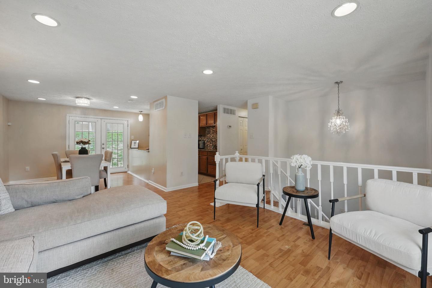 7310 HUSKY LN, NORTH SPRINGFIELD, Virginia 22151, 4 Bedrooms Bedrooms, ,3 BathroomsBathrooms,Residential,For sale,7310 HUSKY LN,VAFX2233552 MLS # VAFX2233552