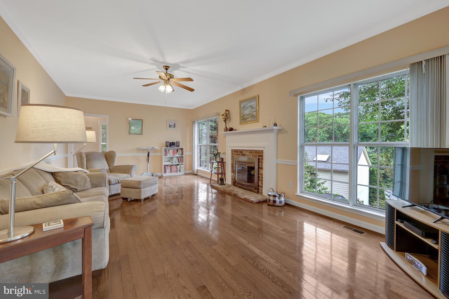 30125 MERCHANT CT, GREAT FALLS, Virginia 22066, 4 Bedrooms Bedrooms, ,2 BathroomsBathrooms,Residential,For sale,30125 MERCHANT CT,VALO2093816 MLS # VALO2093816